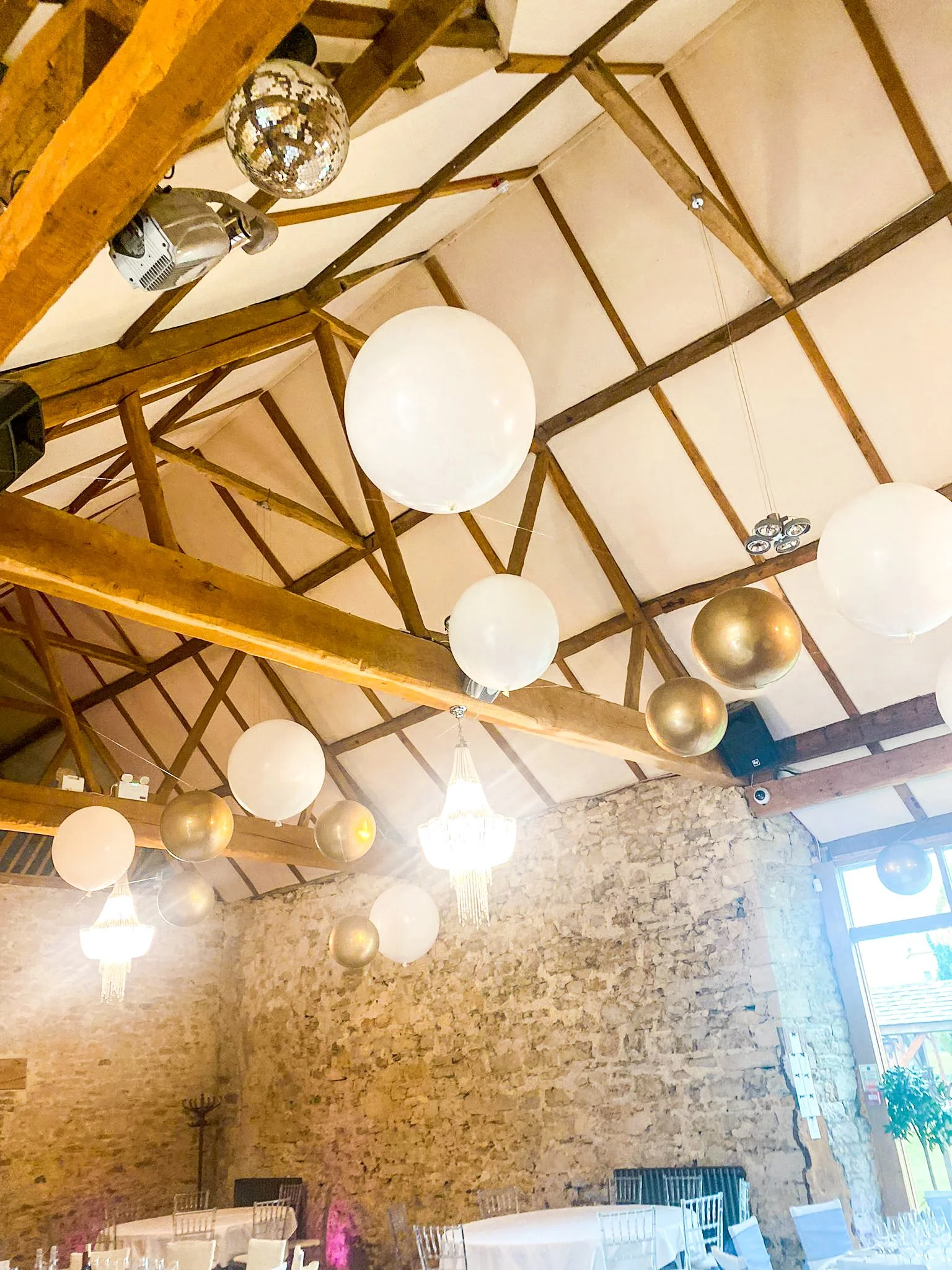 Notley Abbey - Showcase - White & Gold (6).jpg