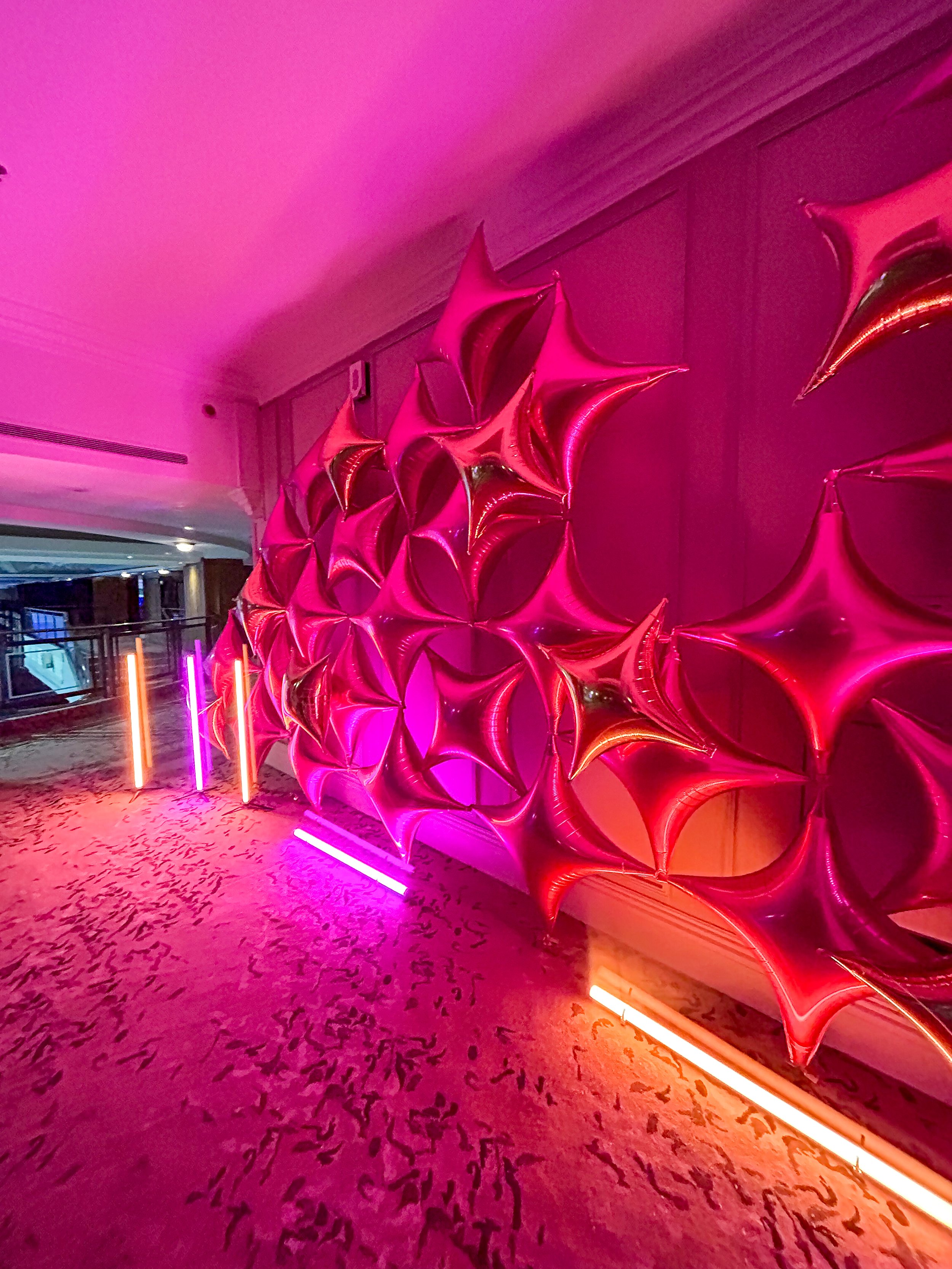 Performance Marketing Awards Grosvenor House Hot Pink Star Point Foil Installation Wall