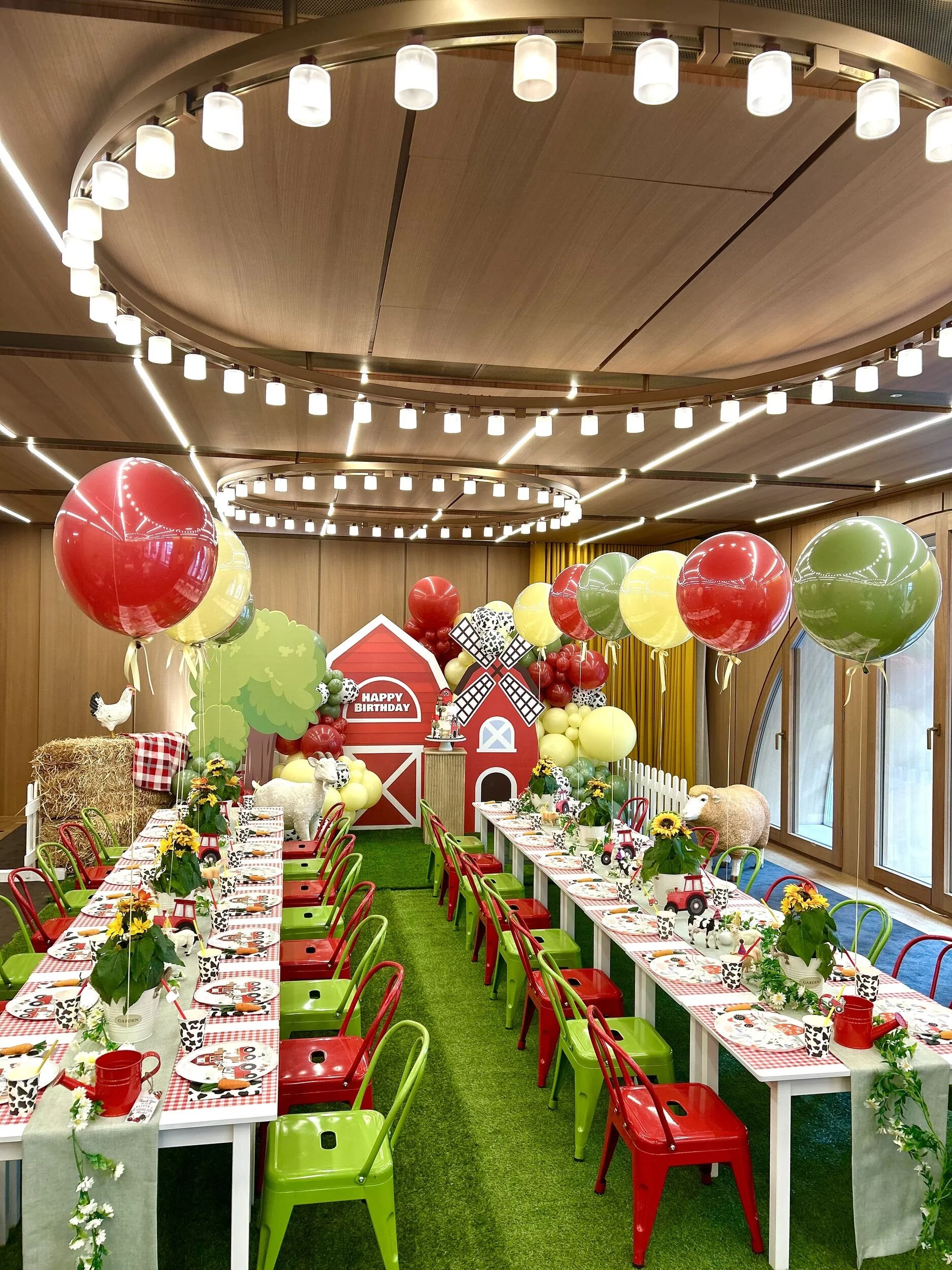 Cranberry Blue Photo Shoot - Farmyard Kids Party - Large2.jpg