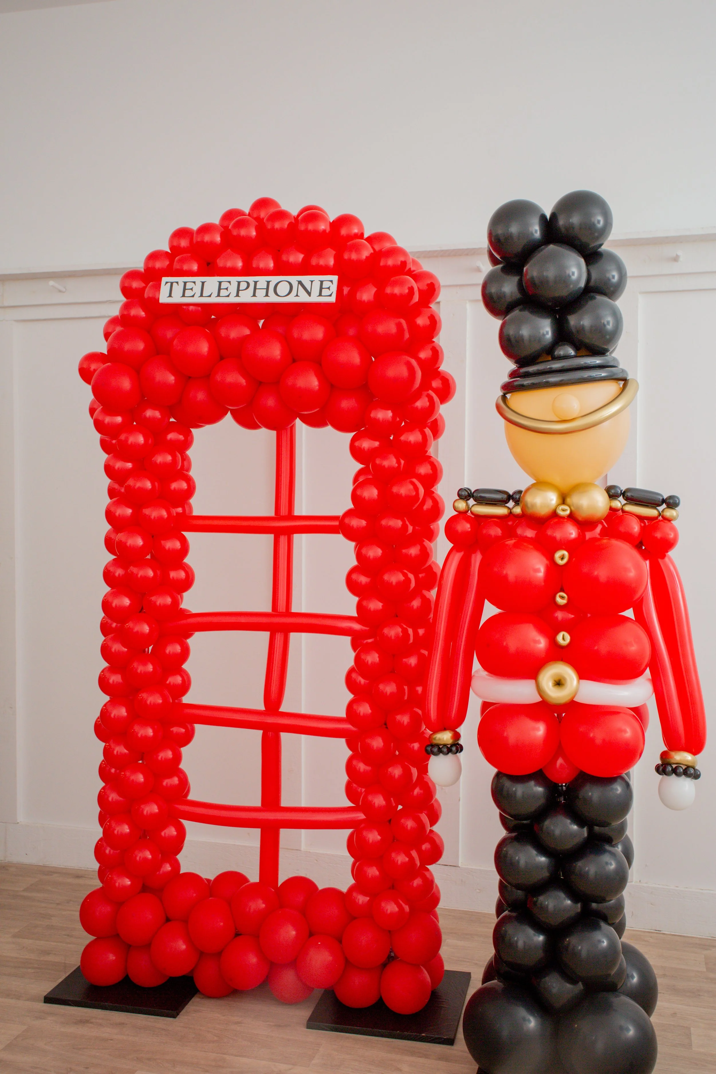 London Telephone Box & Guard