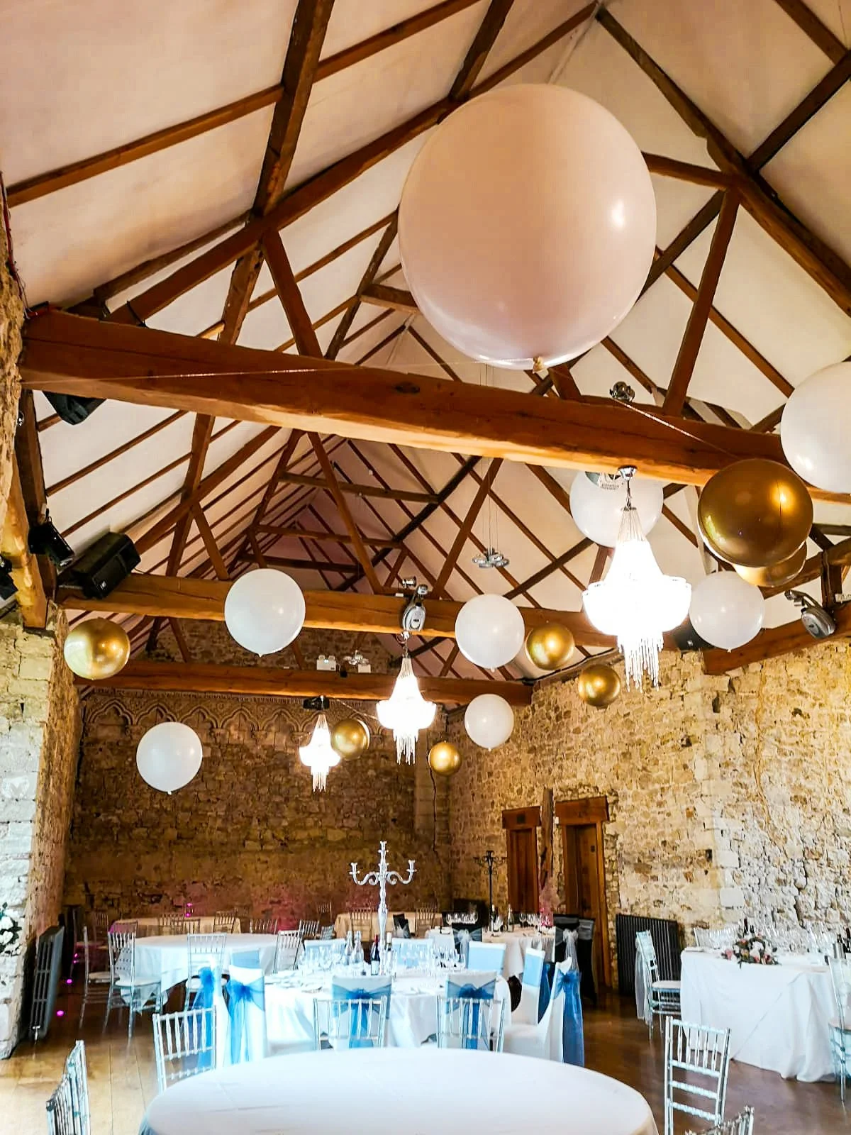 Notley Abbey - Showcase - White & Gold (11).jpg