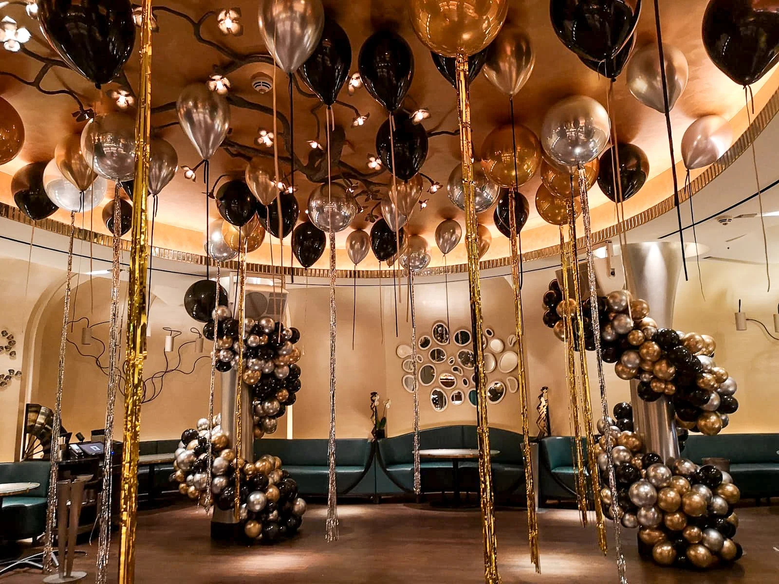 nobu glitz ceiling (3).jpg