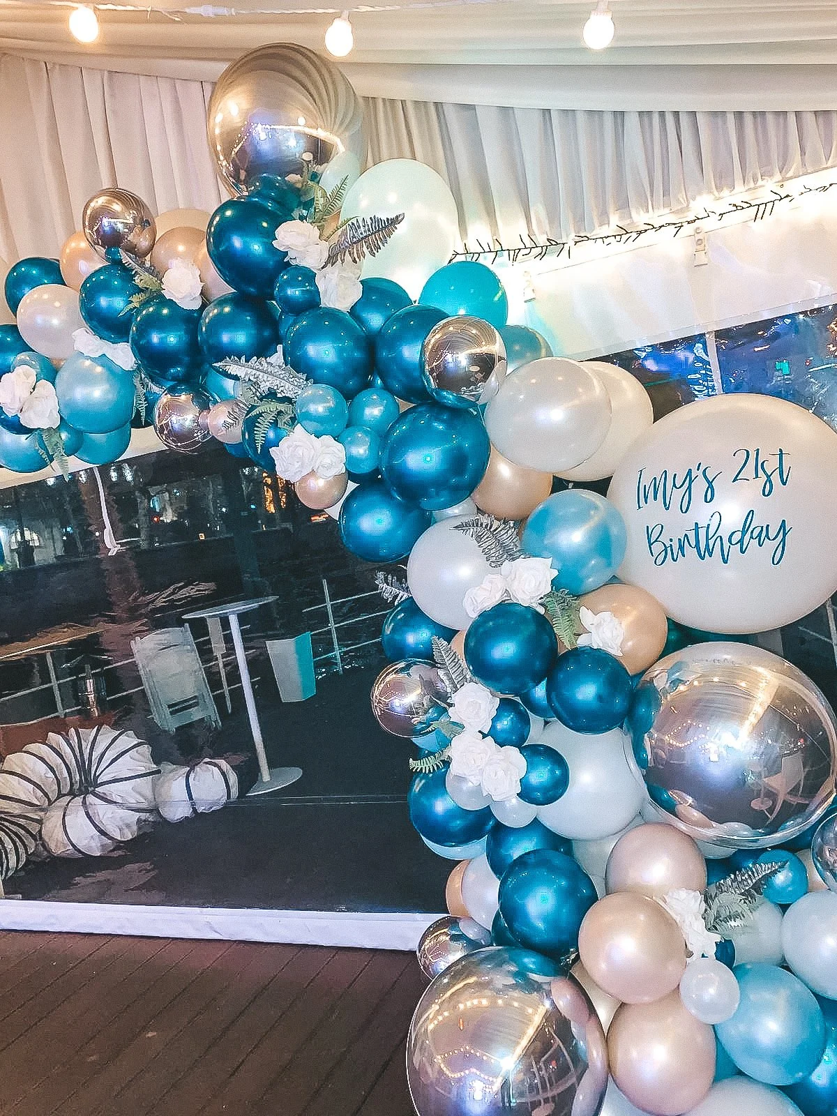 The Yacht London 21st Birthday Teal (3).jpg