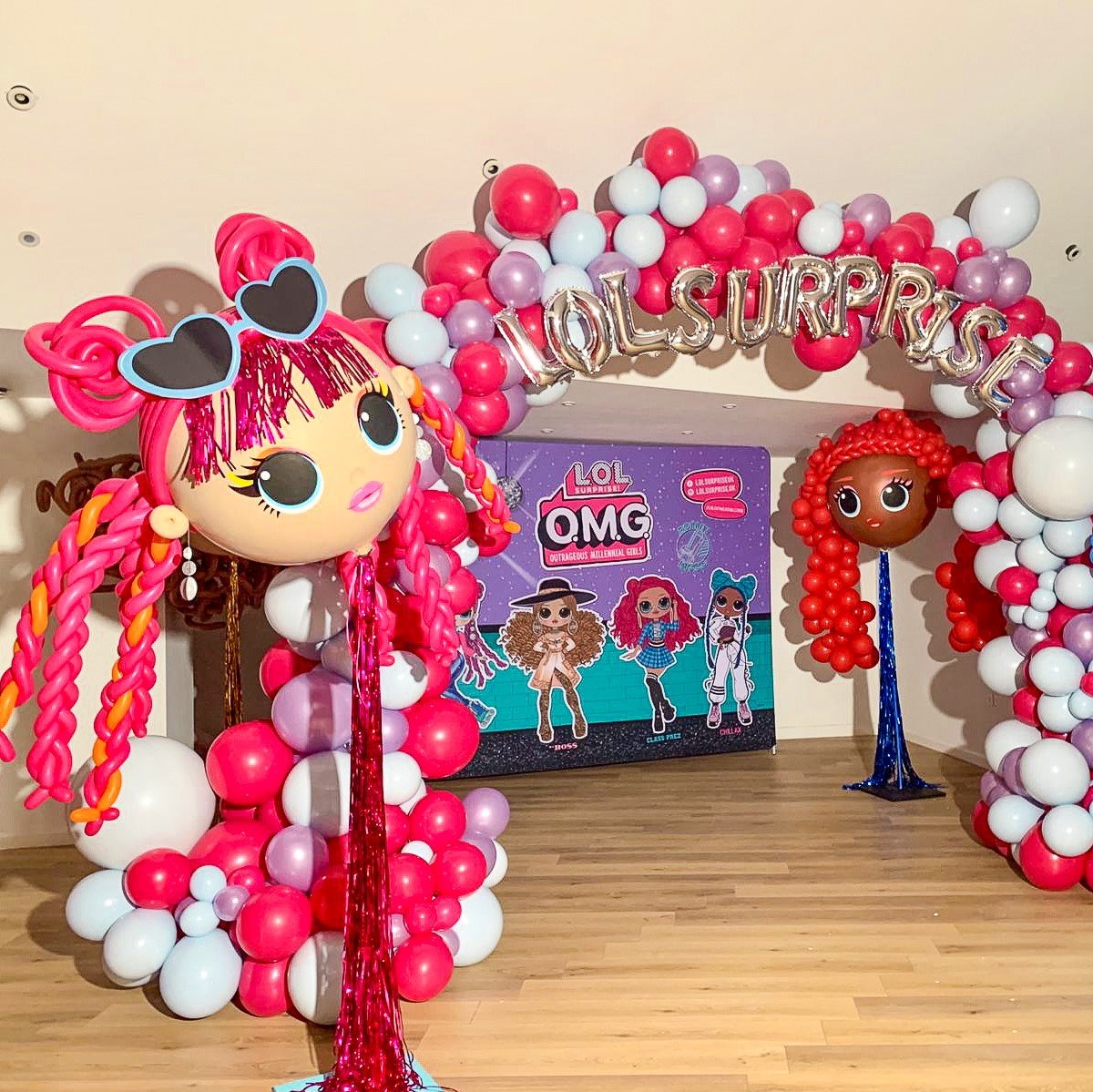 05.01 Carousel PR LOL Doll Chelsea White Photoh (2).jpg