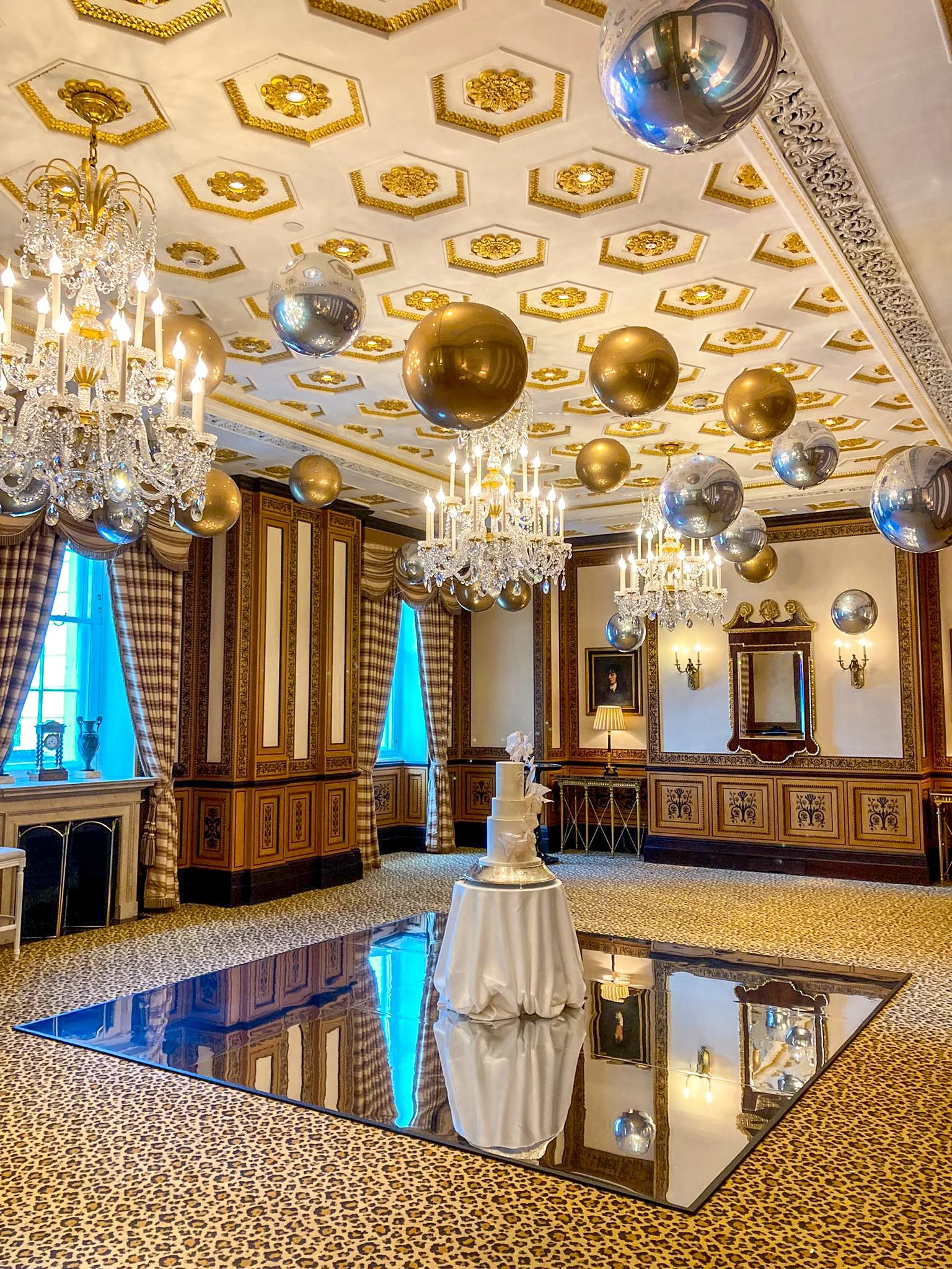 The Lanesborough - St George Room Suspended (3).jpg