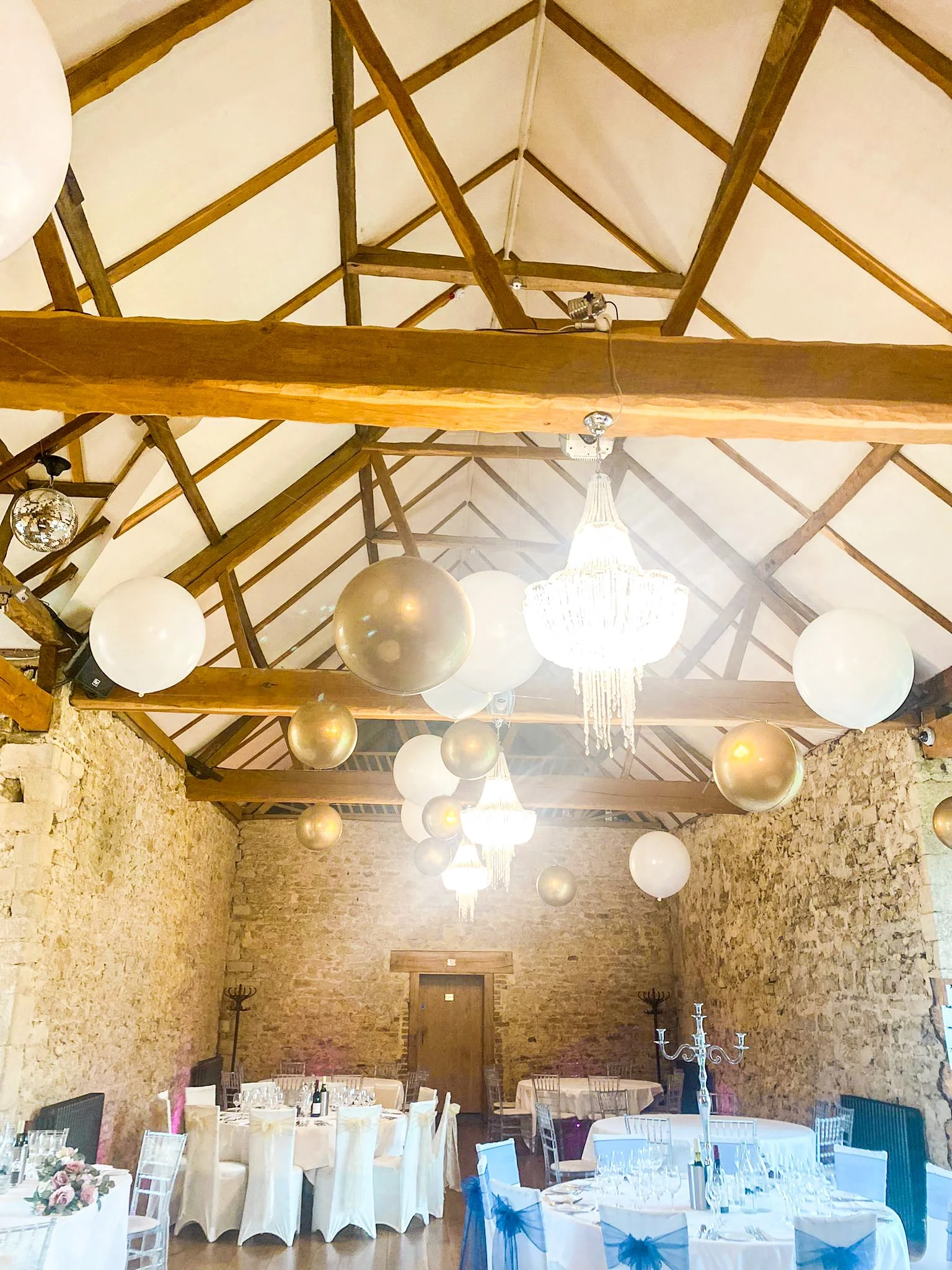 Notley Abbey - Showcase - White & Gold (2).jpg