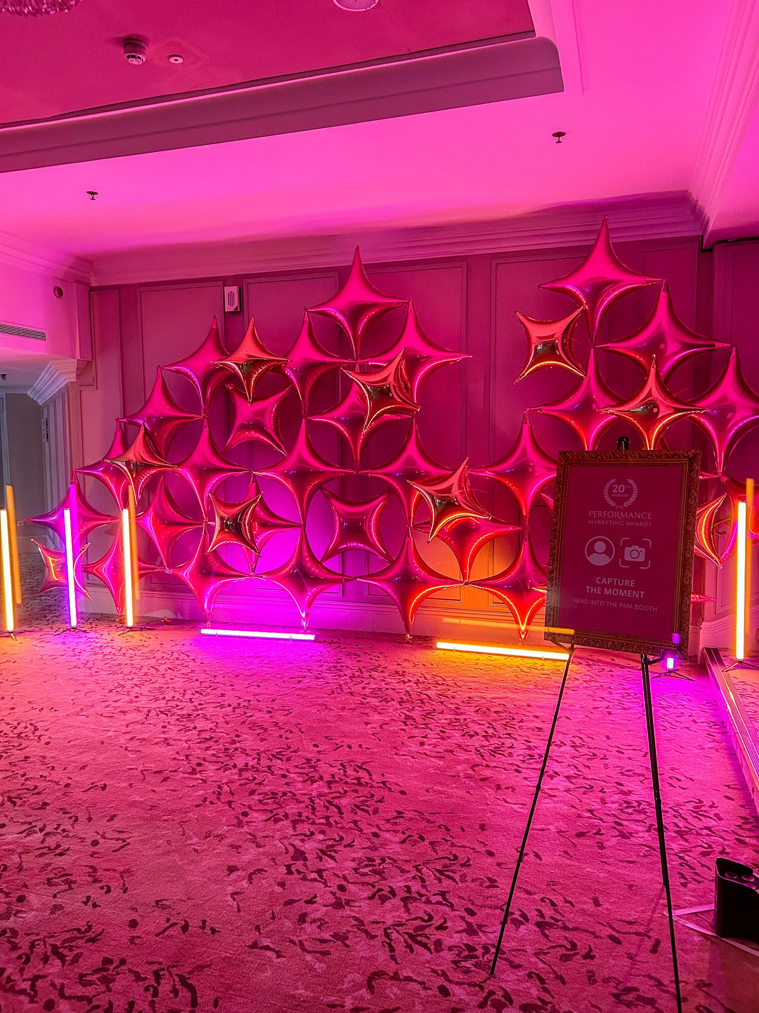 Performance Marketing Awards Grosvenor House Hot Pink Star Point Foil Installation Wall