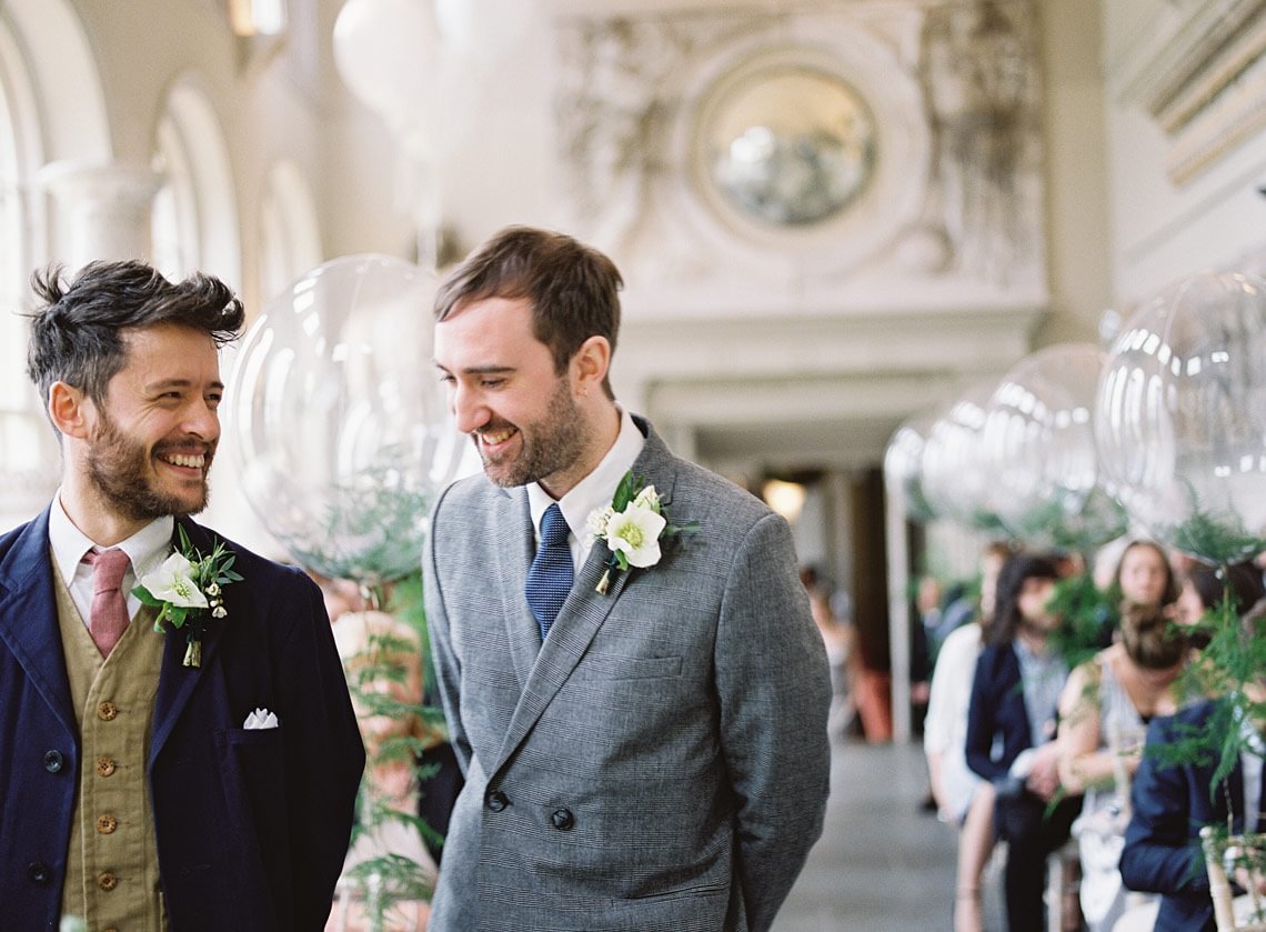 Bubblegum Balloons at Aynhoe Park, Ann Kathrin Koch Photography 7 - Large.jpg