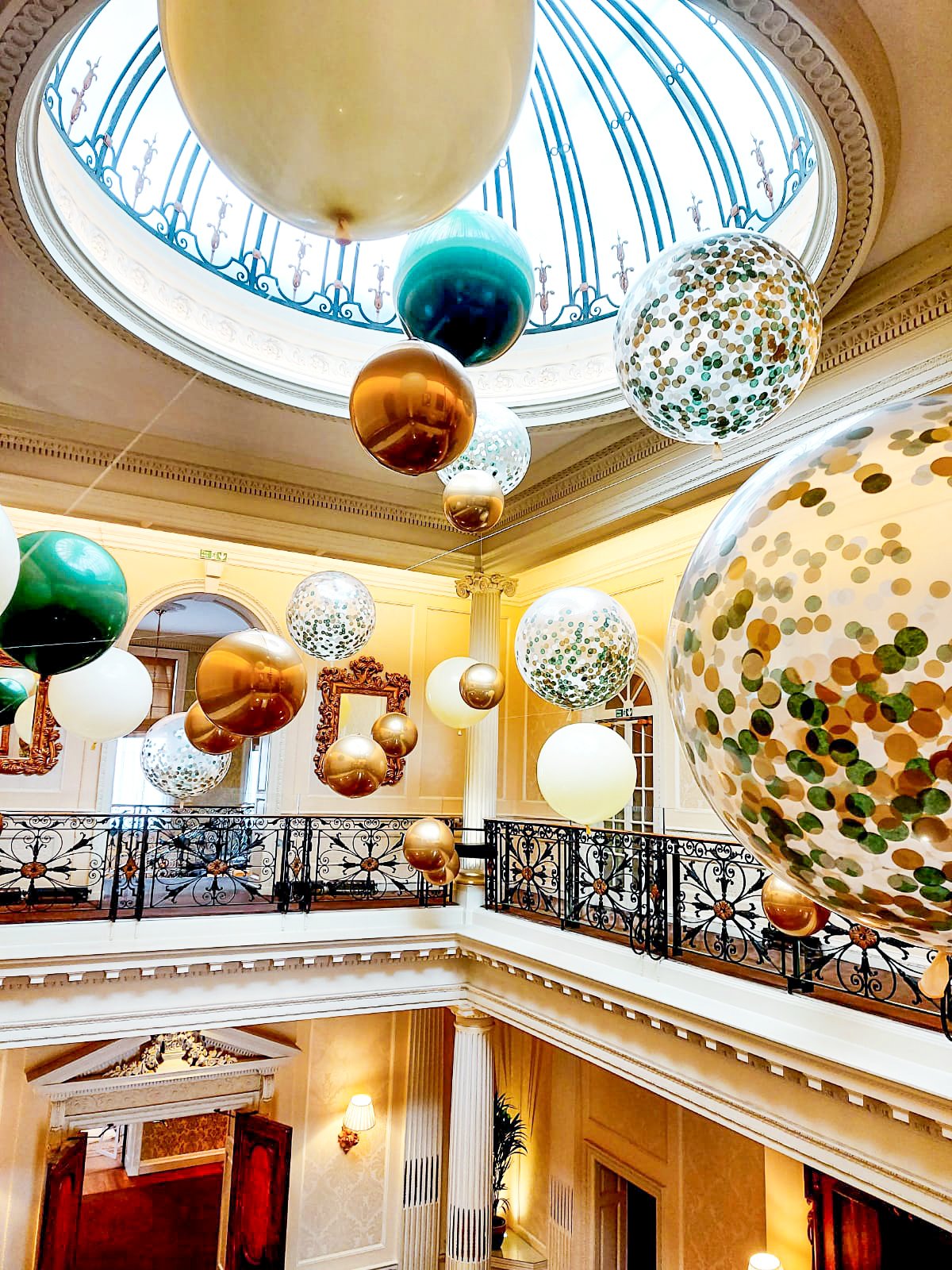 Hedsor Gold & Green Wedding July (2).jpg