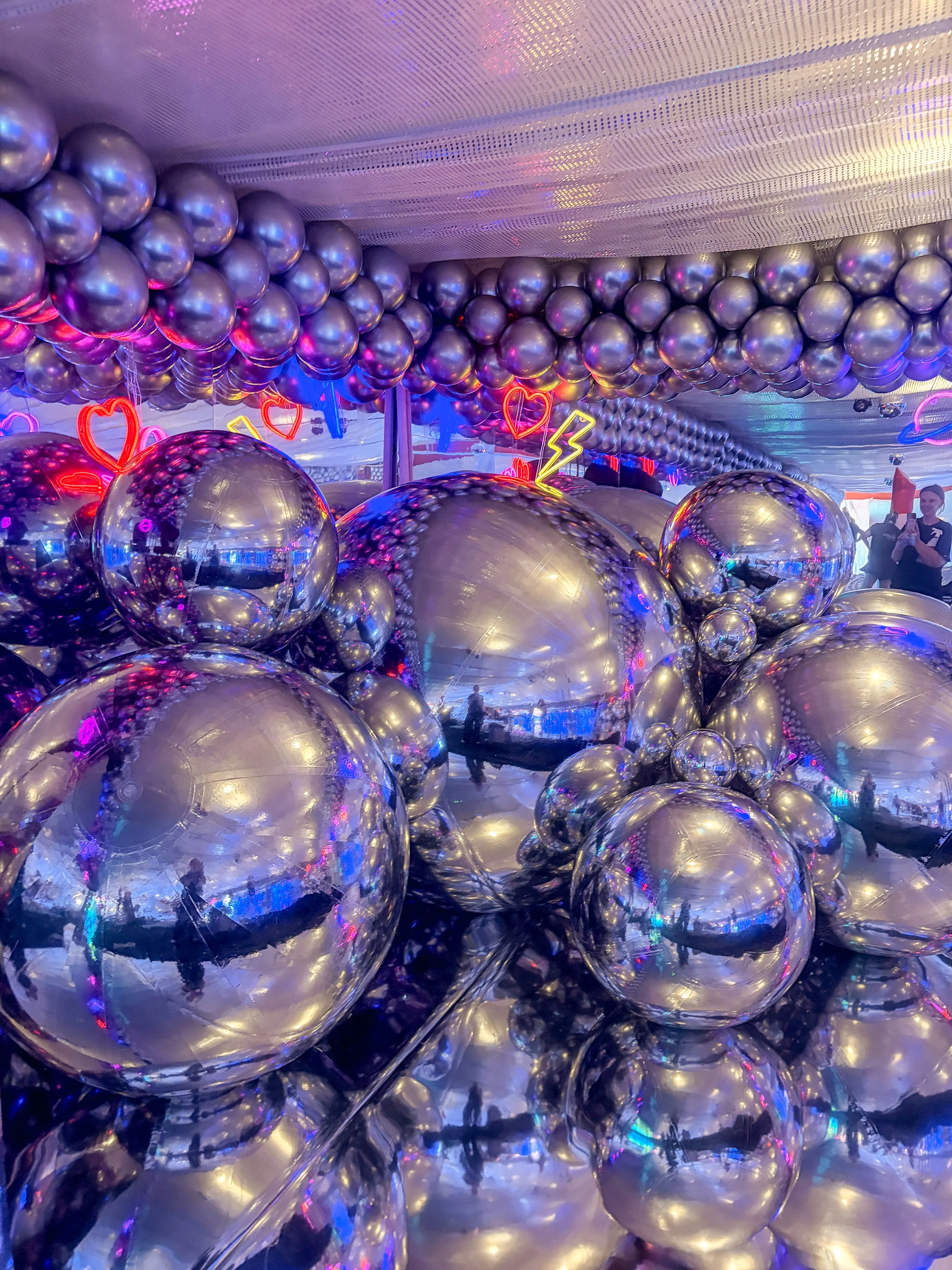 Silver Orbz Spheres 24m Garland Mirror The Sound Foundation