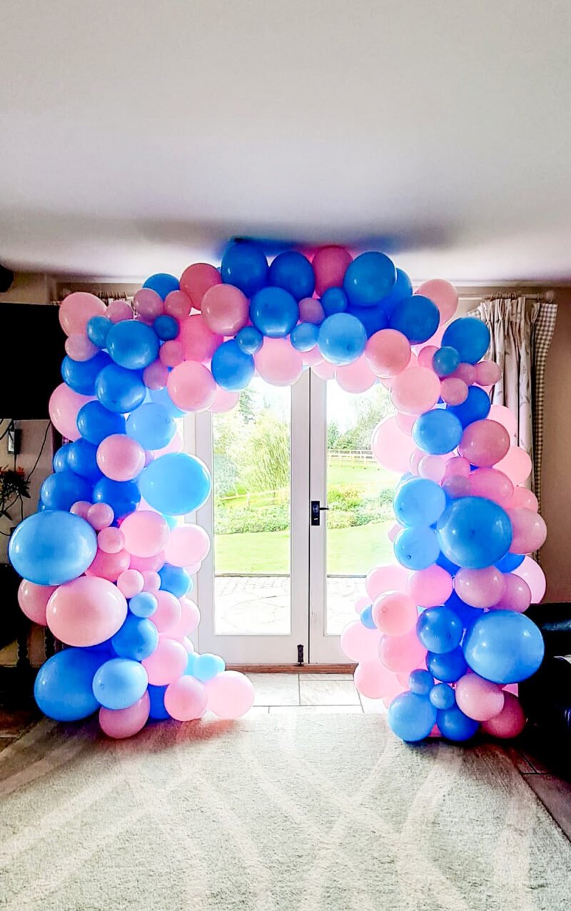 Bicester-Baby-Shower-Balloon-Arch-2-800x1275.jpg