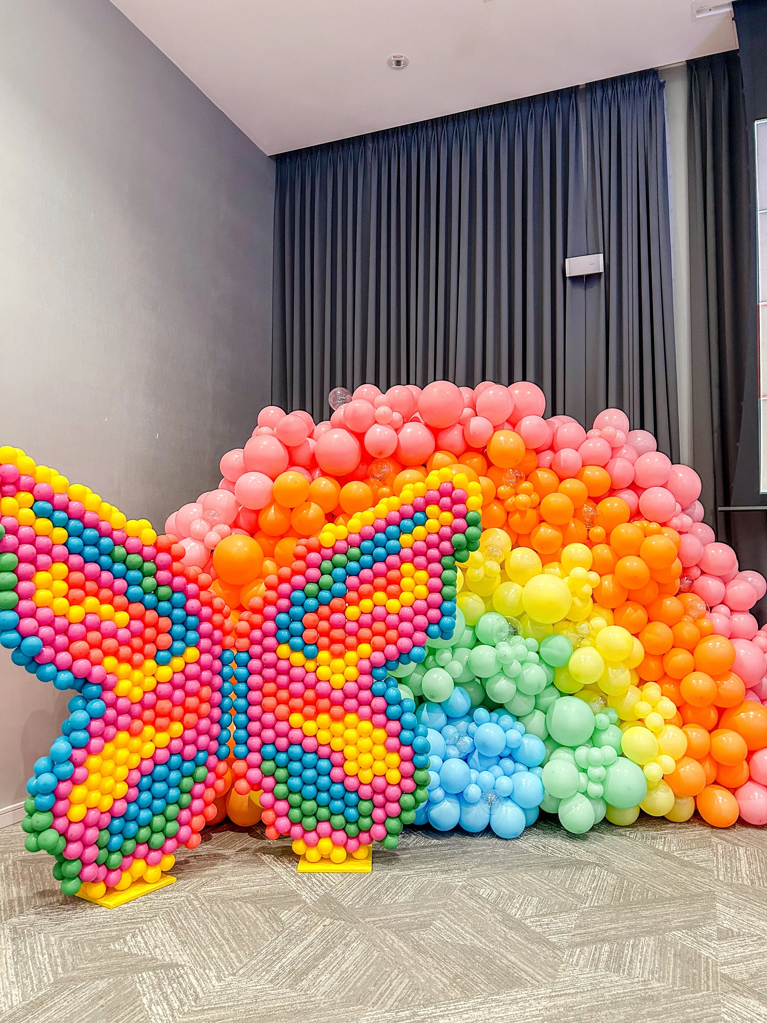 Birmingham Balloon Awards Display