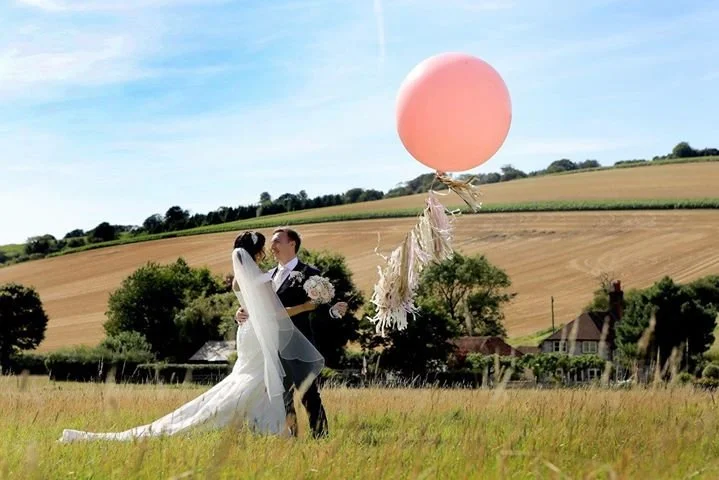 Bubblegum Balloons at Upwaltham Barns 7.jpg
