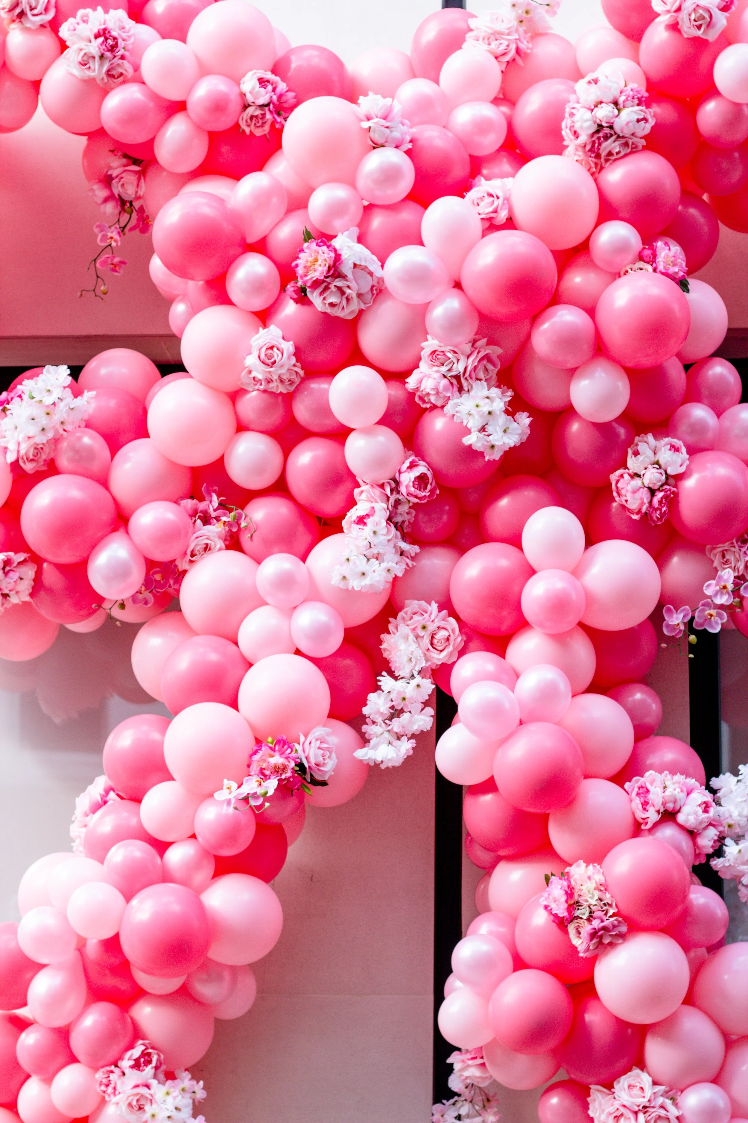 Pretty Little Thing PLT Store Opening Bow