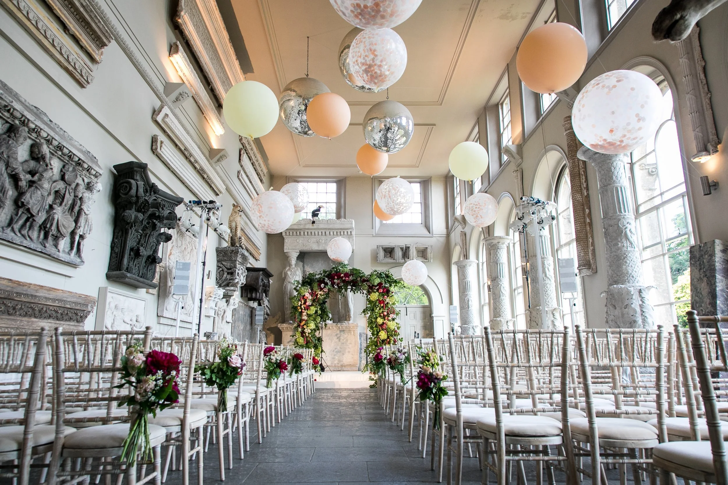 Bubblegum Balloons at Aynhoe Park, Chiko Photography 2 - Large.jpg