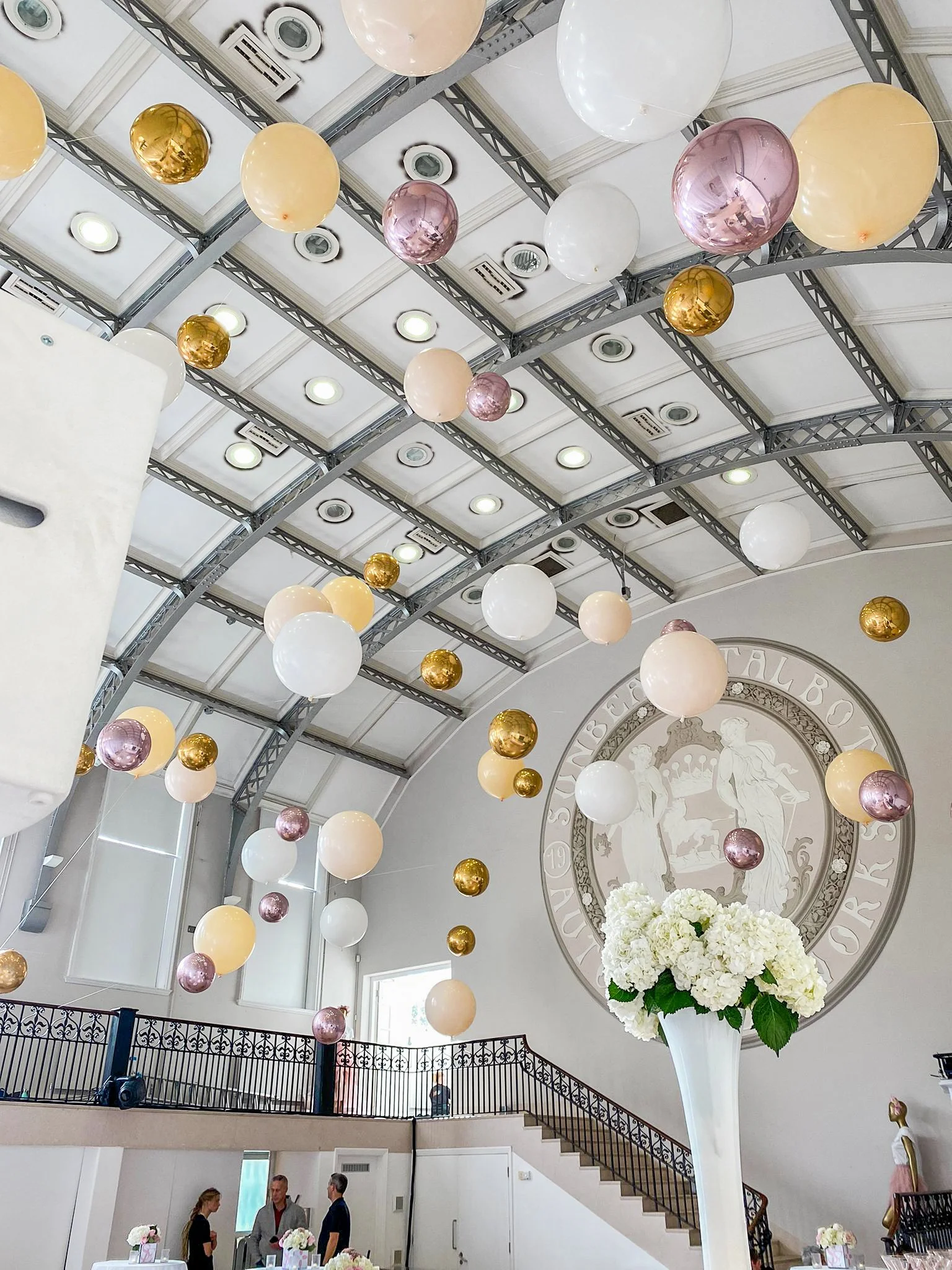 06.01 Sunbeam Studios - Barbara Simpson Party Design (12) VIDEO.jpg