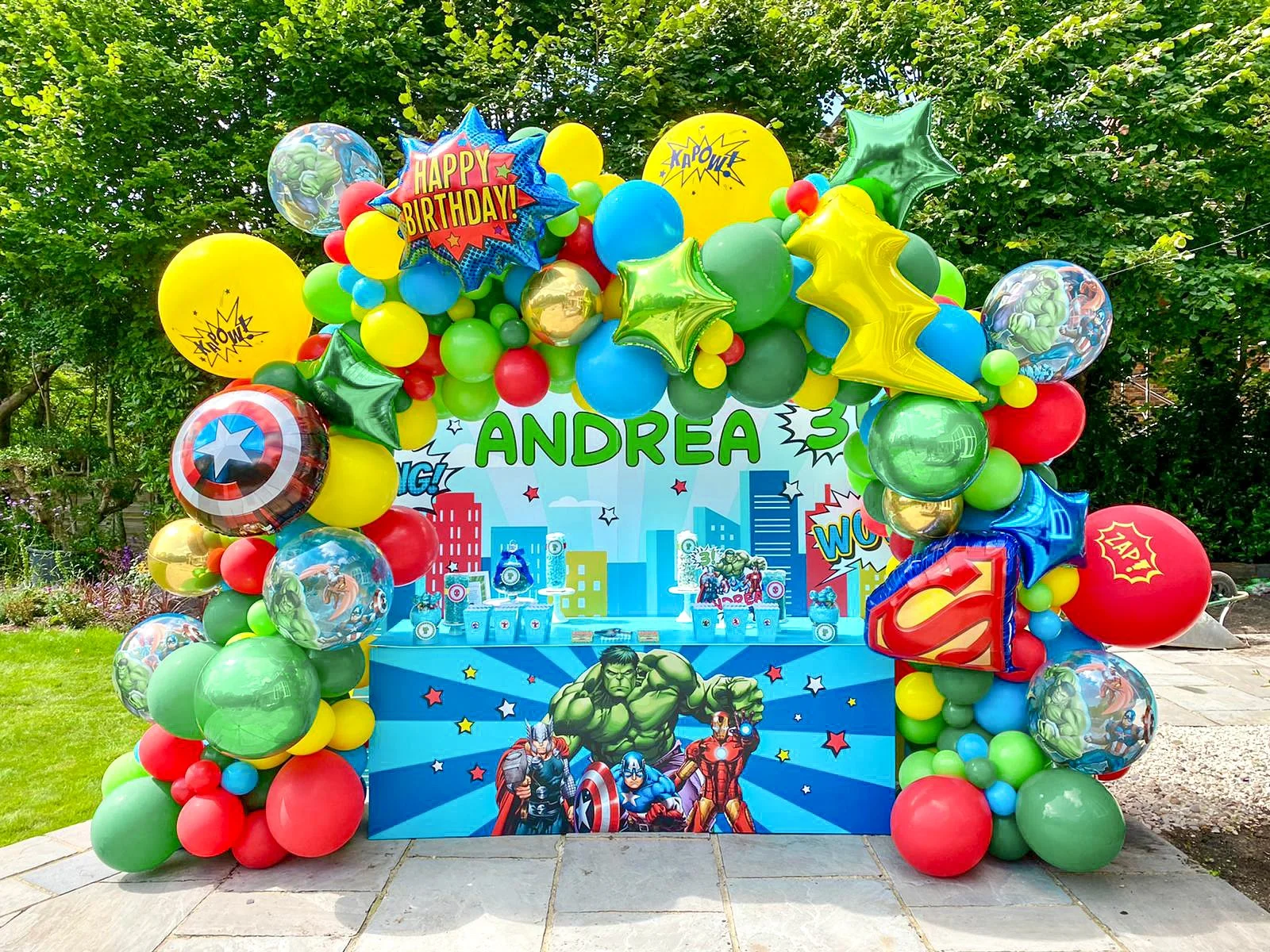 01.01 Les Enfants Superhero Anna Saccone.jpg