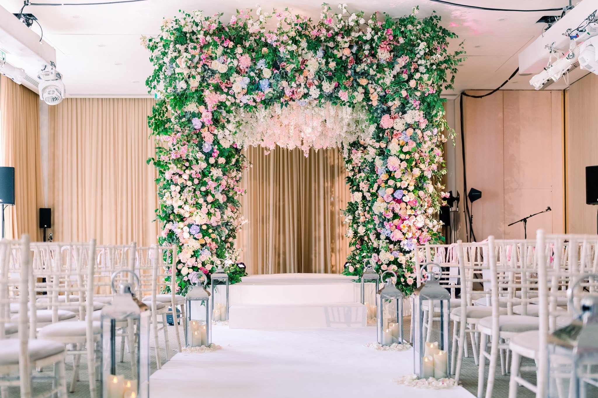 amie bone, the grove, sanshine (2).jpg