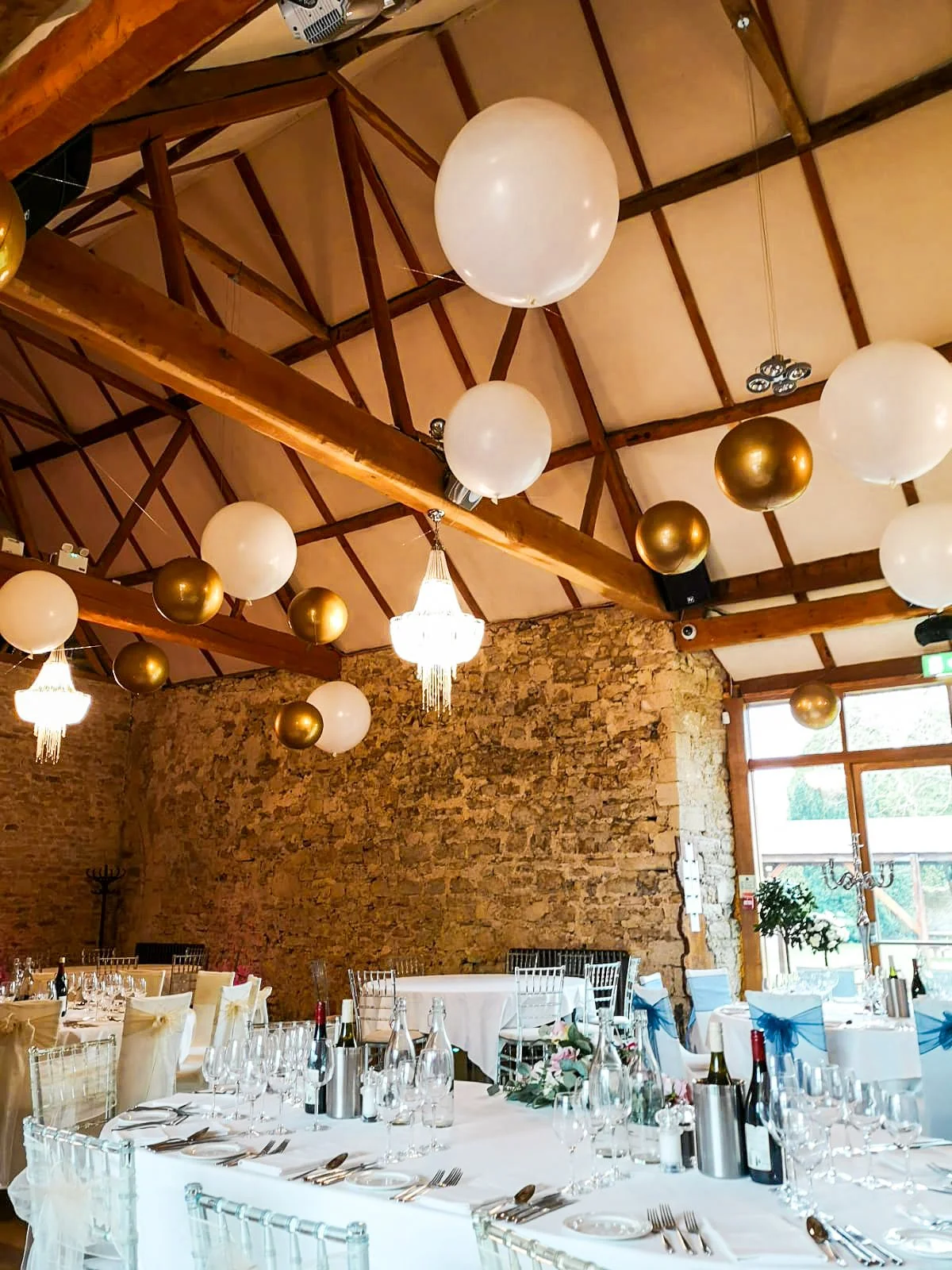 Notley Abbey - Showcase - White & Gold (9).jpg