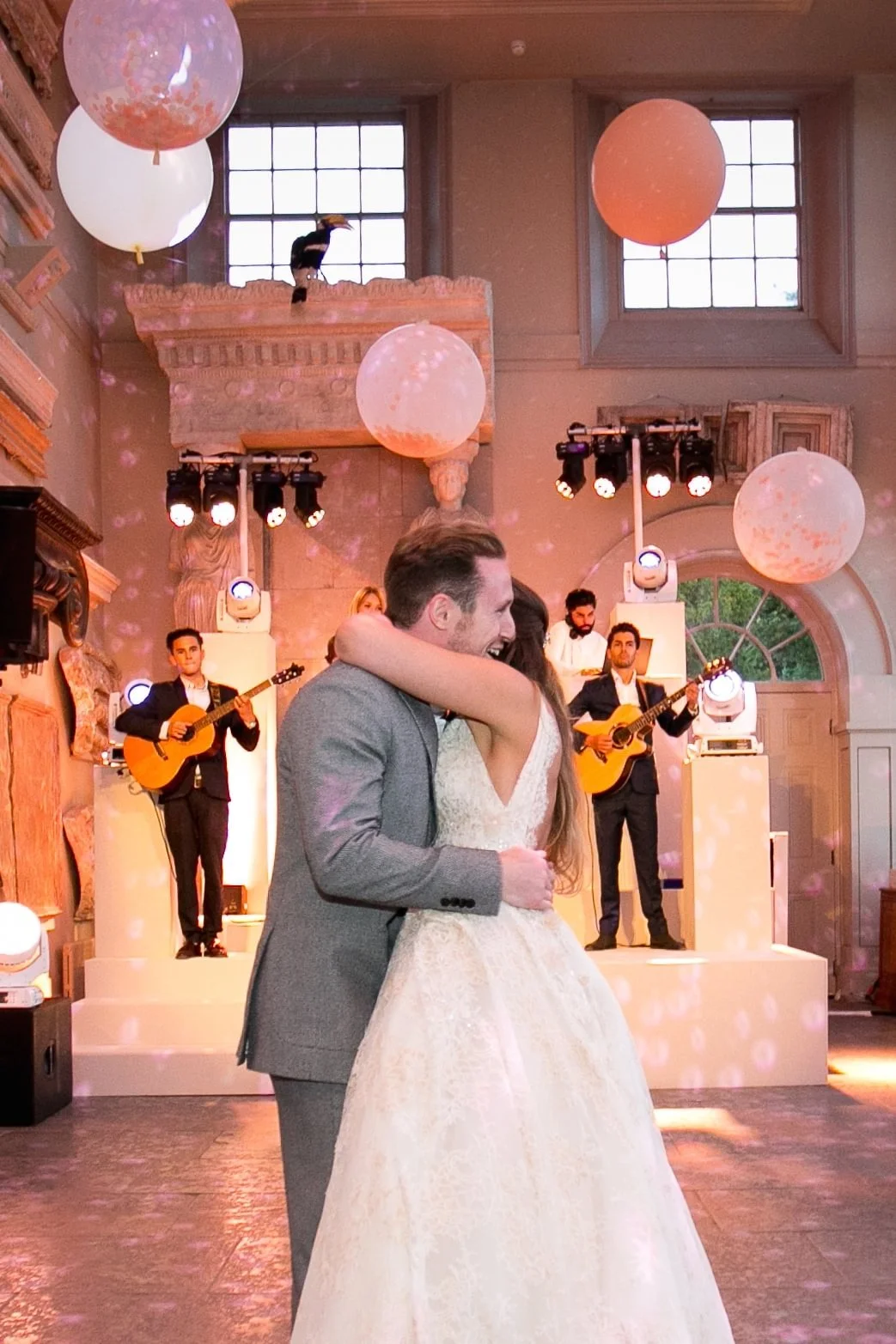 Bubblegum Balloons at Aynhoe Park, Chiko Photography 6 - Large.jpg