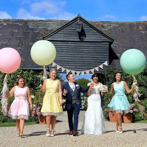 09 Bubblegum Balloons at Upwaltham Barns 1.jpg
