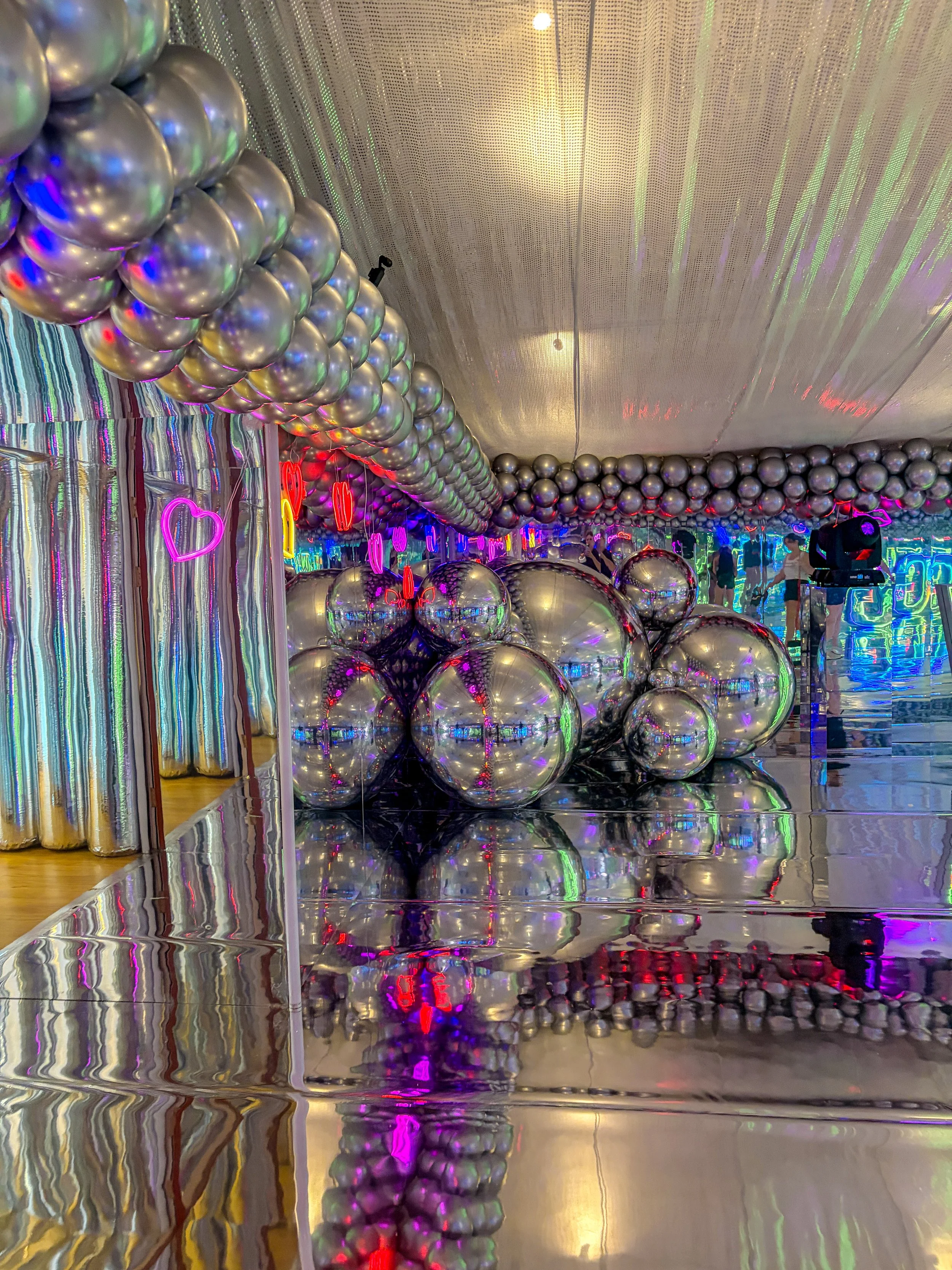Silver Orbz Spheres 24m Garland Mirror The Sound Foundation
