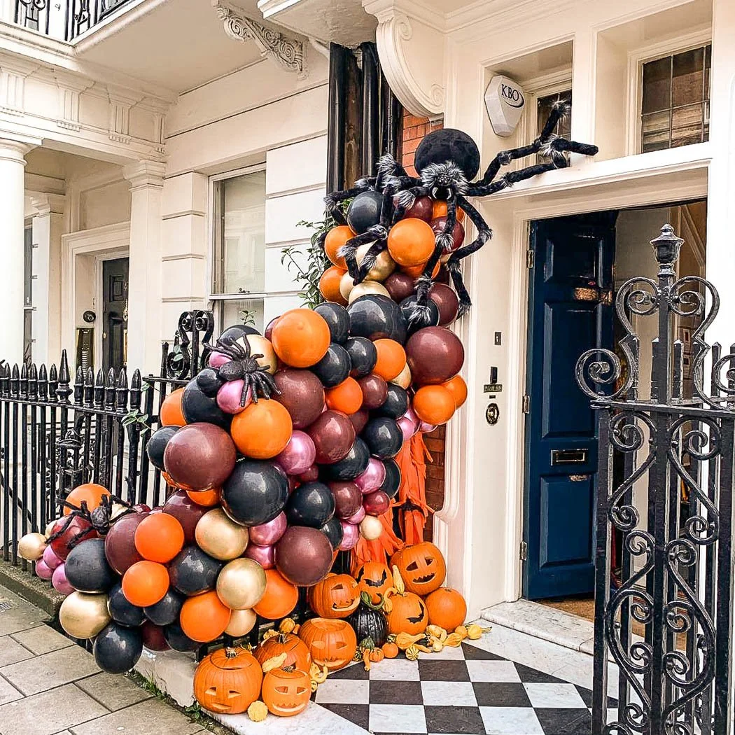 14.02 tatiana marks club halloween Caring (9).jpg