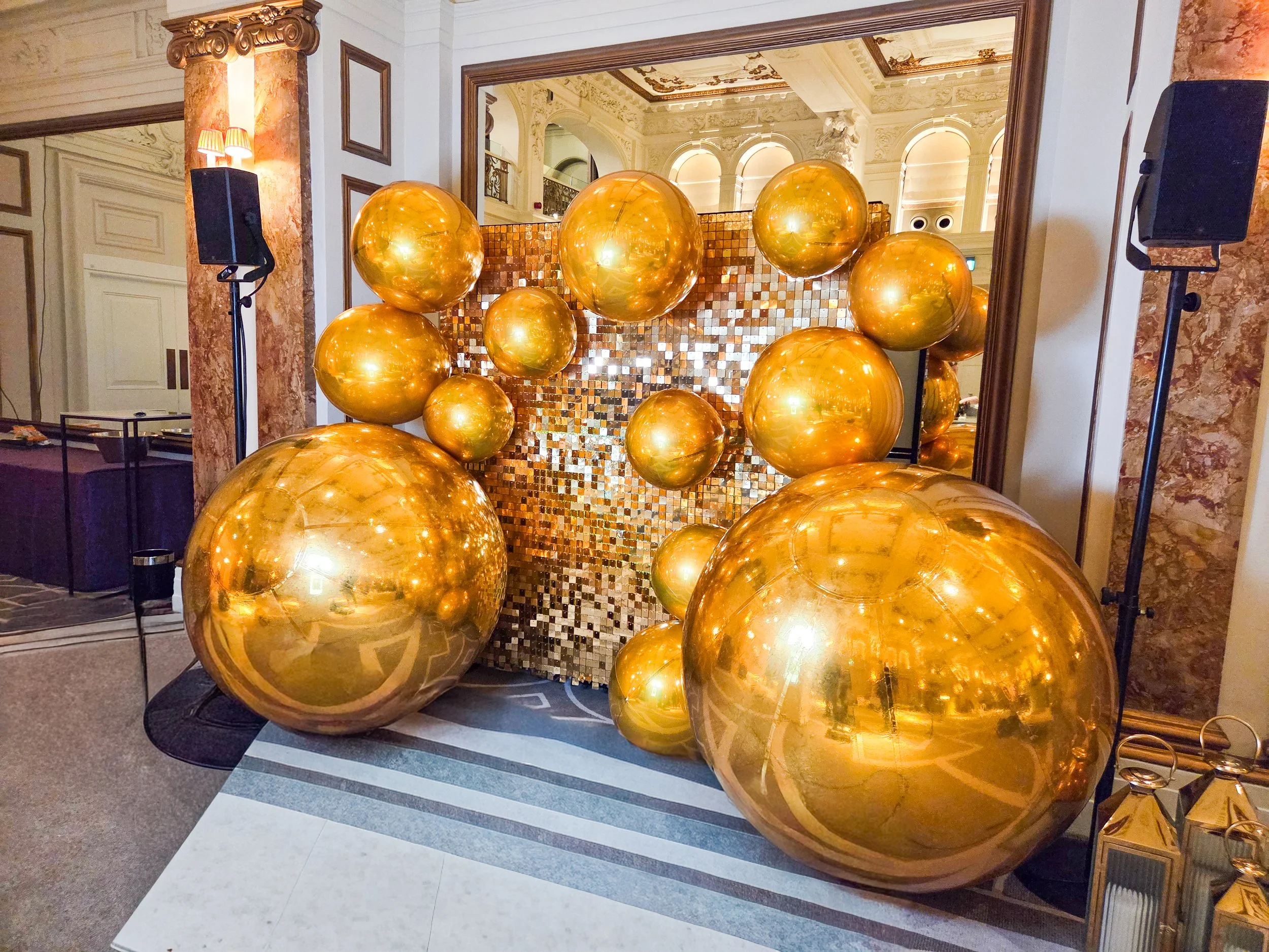 Kimpton Fitzroy Photo Booth decoration gold orbz & shimmer wall