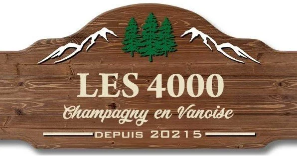 🏔️ Les 4000 Champagny &ndash; A Family Story in the Heart of the Vanoise ❄️

Champagny-en-Vanoise is part of the heritage of La Plagne, a pioneering ski resort created in the 1960s to bring life to its mountain villages.
Yet Champagny has kept what 