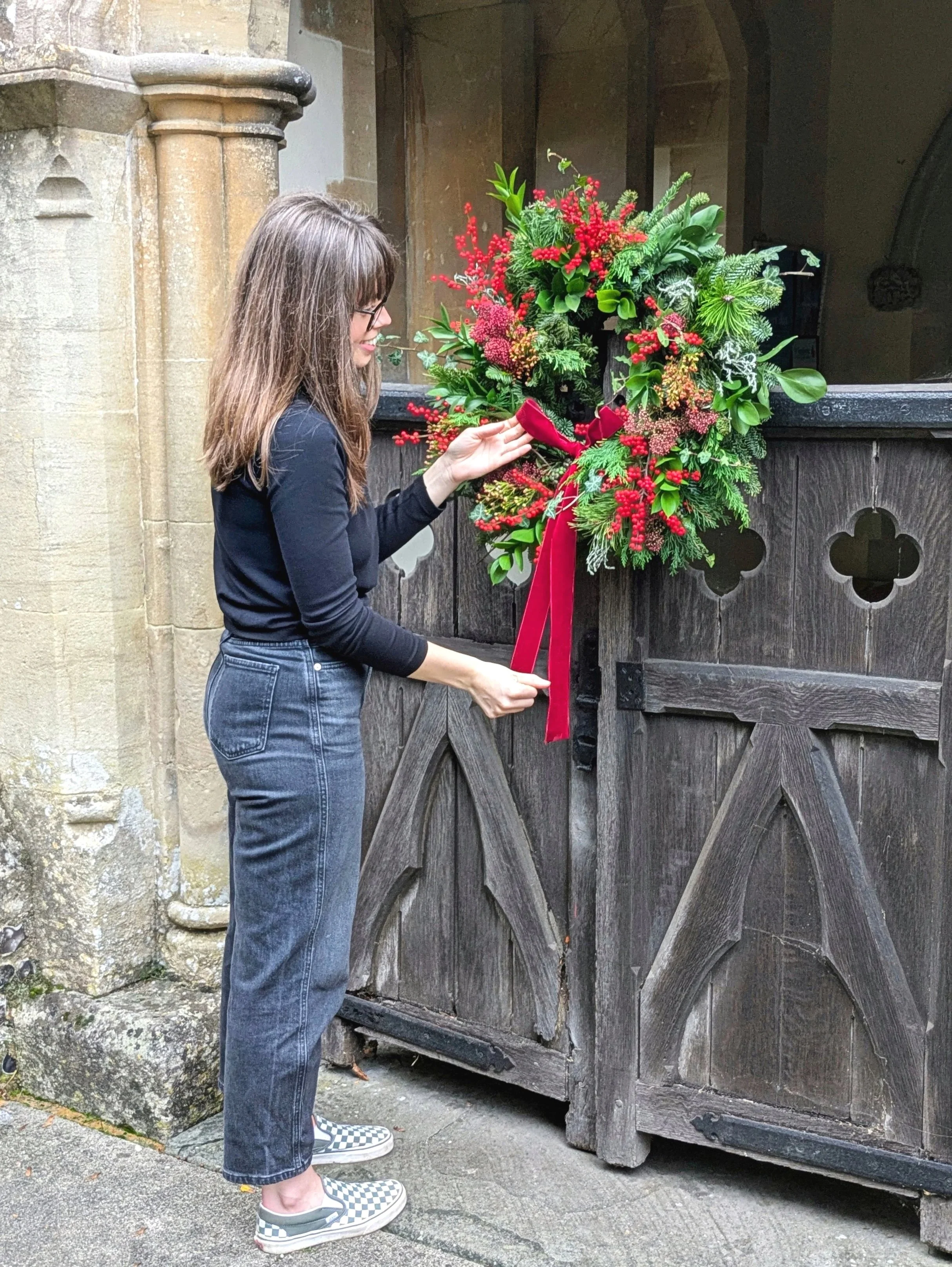 Red Robin Christmas Wreath - Hand crafted Christmas Wreath, the perfect gift or addition to your door this festive season. Vibrant and plentiful.
