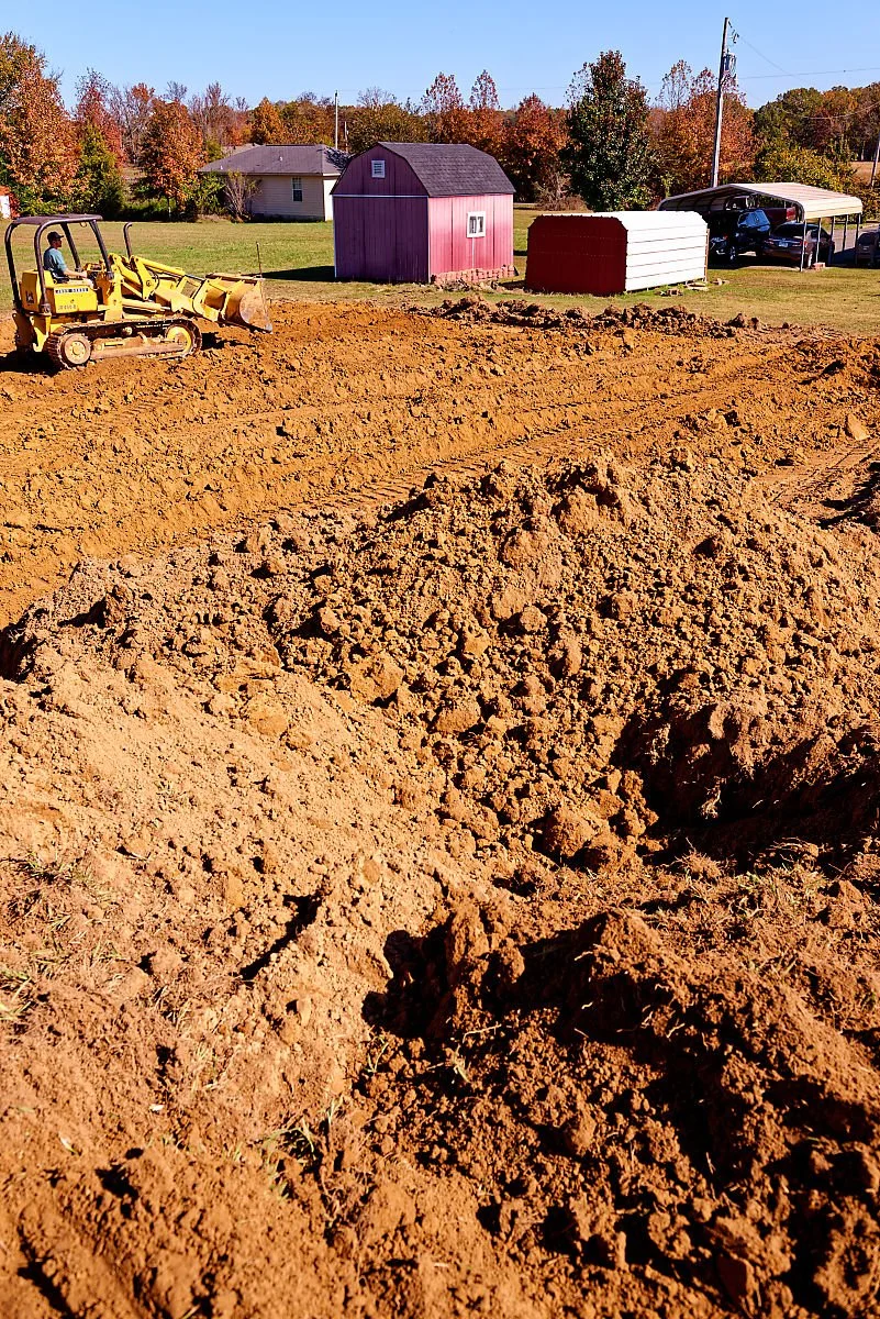 Excavator in Vilonia, AR