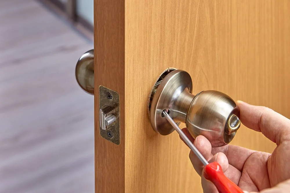Lock change and Lockbox installation for REO and Bank owned properties