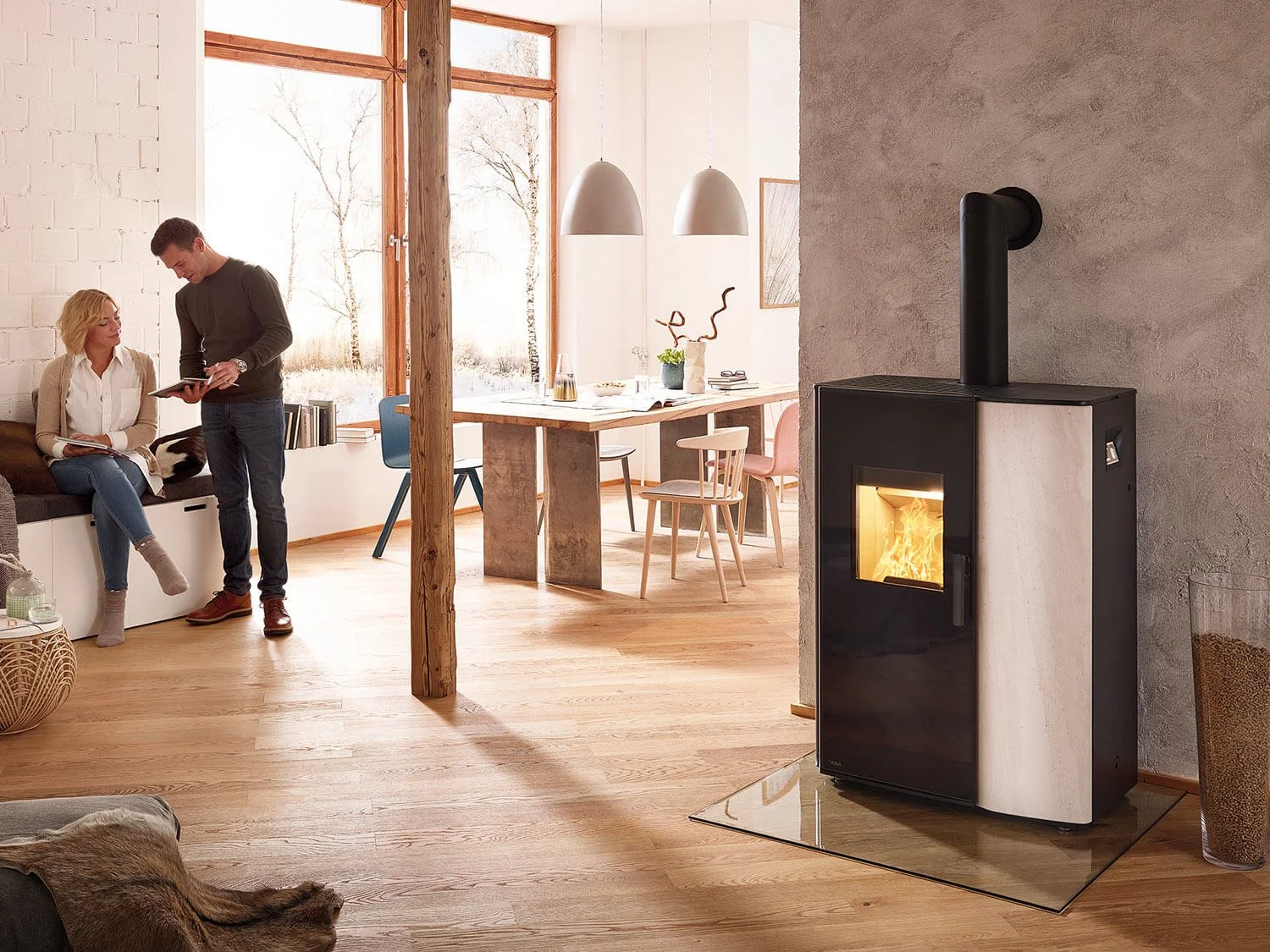 Kombiofen Pellet und Scheitholz Rika Paro - moderne Öfen in der Region Rhein-Sieg im Kaminstudio Hennef
