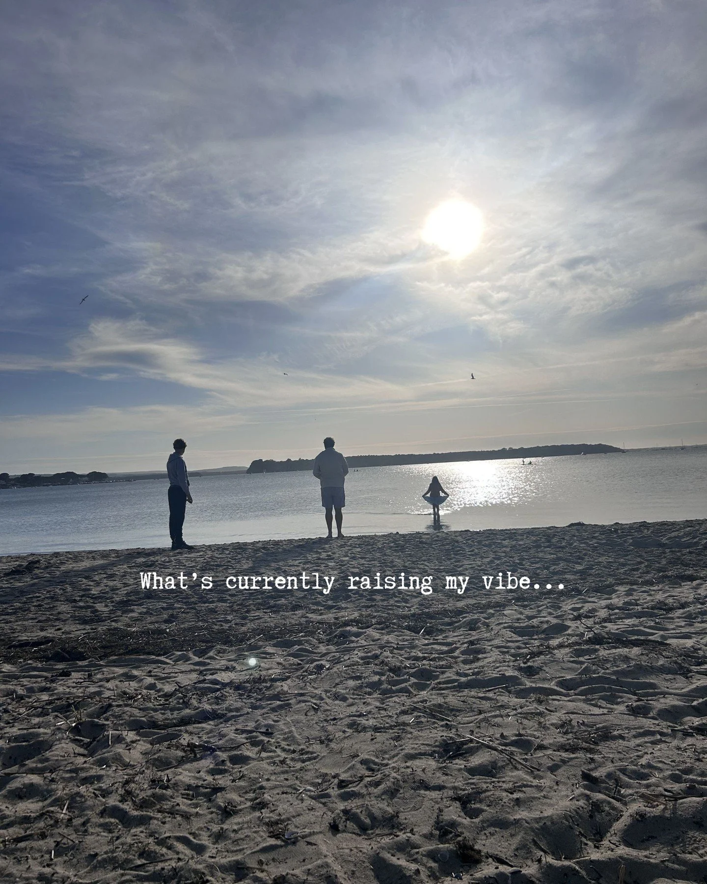 Moments filling my cup lately.
Search Gene Keys on Gaia (link in bio) 
@wearegaia #gaiapartner
Using unflavoured collagen from @elavatesuperfoods #gifted
#Gratitude #JoyfulMoments #EverydayHappiness #LifeIsBeautiful #CherishTheLittleThings