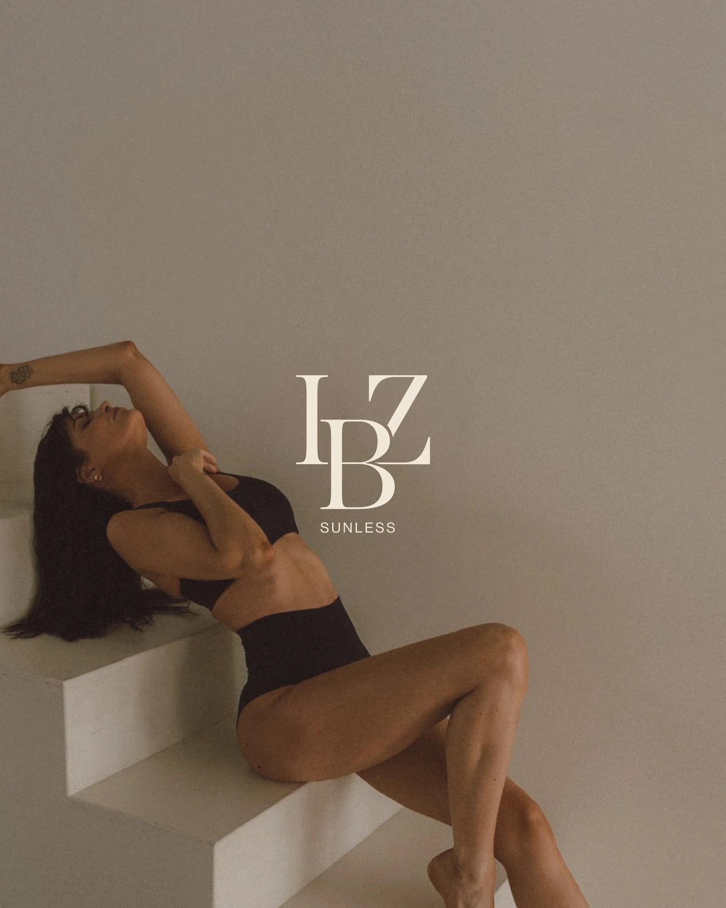 New Branding for @ibzsunless 🤍

Een premium sunless tanning &amp; skincare brand waar een natuurlijke glow en zelfvertrouwen centraal staan. Deze verfijnde feeling hebben we doorvertaald in de branding.