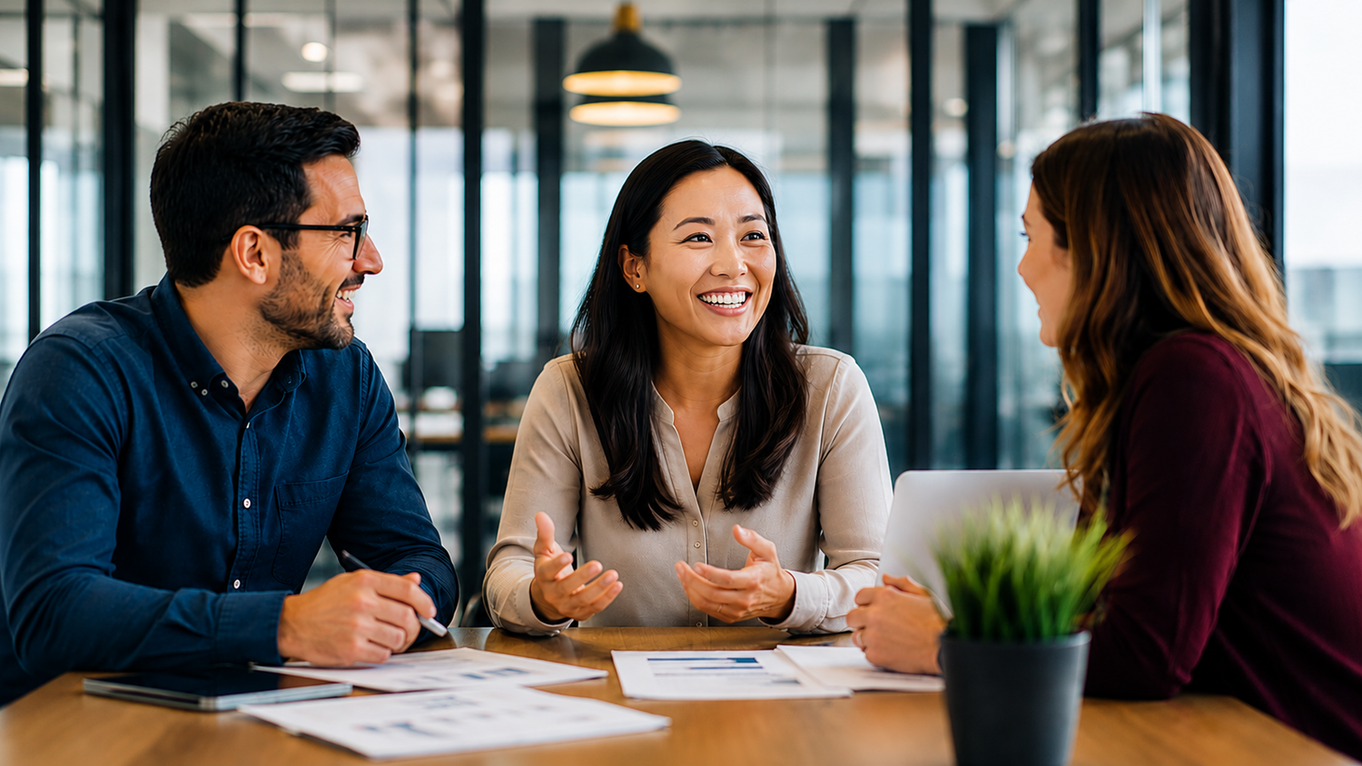 Marketing advisors in a strategy discussion