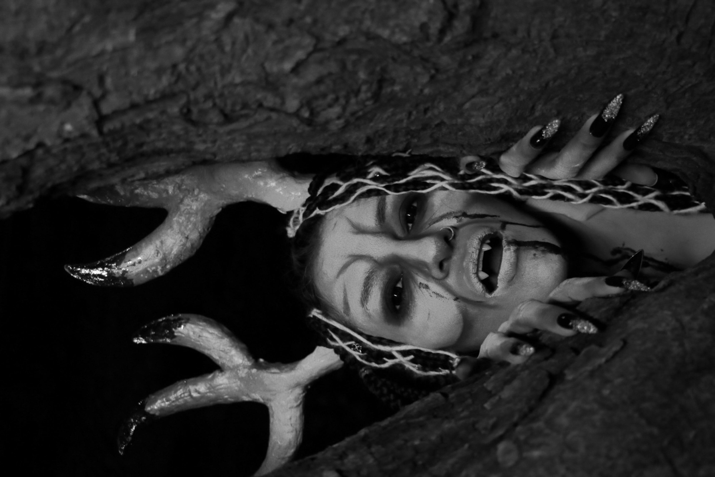 Entering a Wound Scattering Salt on the Threshold