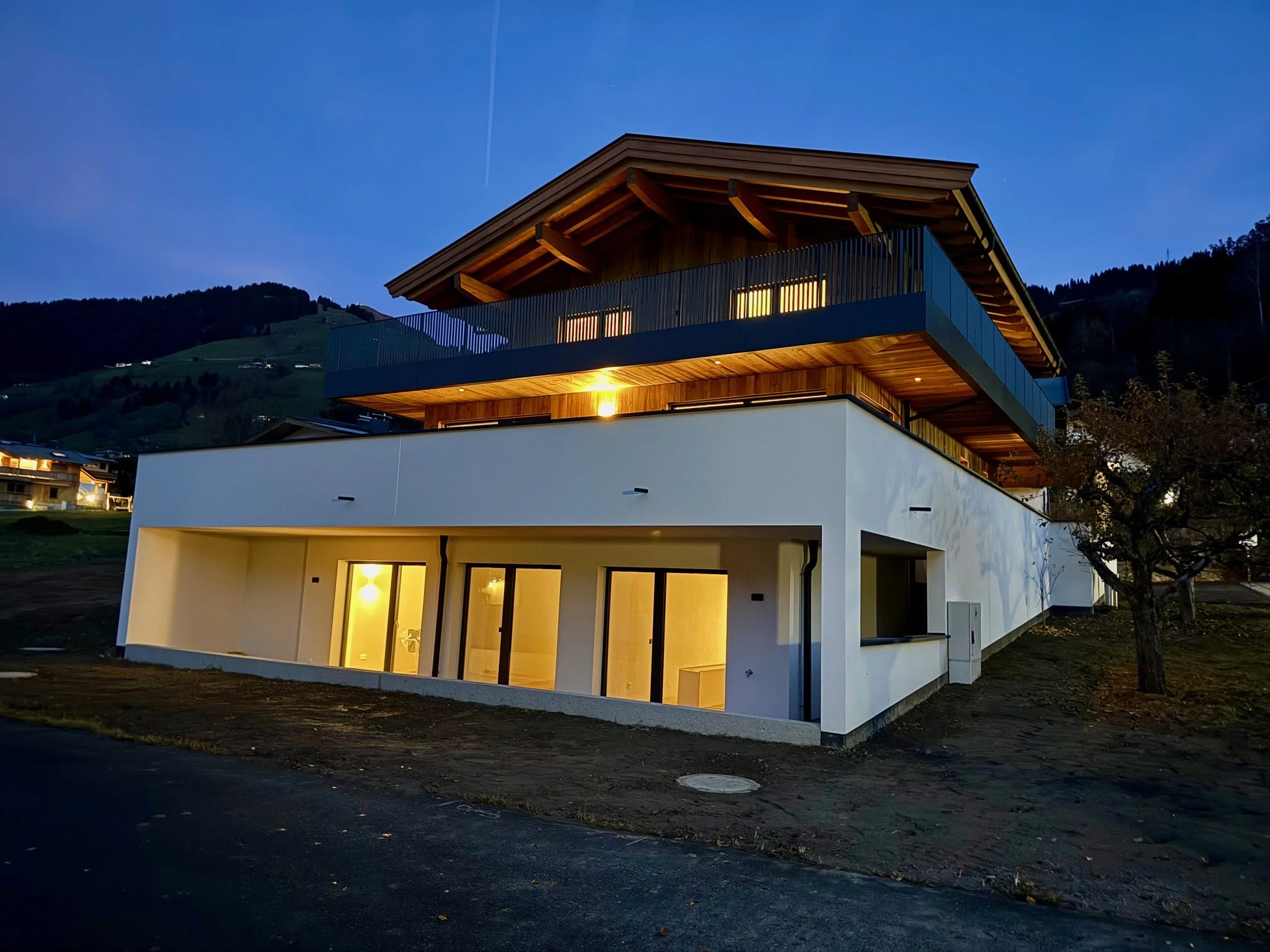 Villa Sonnberg, Appartement, Neubau, Brixen im Thale, Tirol, Sonnige Lage, Private Eingang