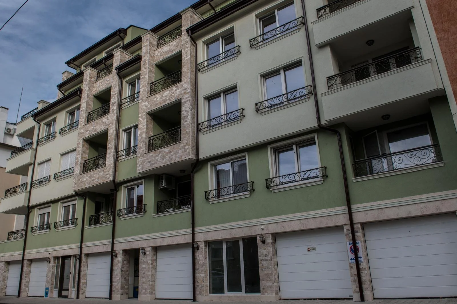 Жилищна сграда – Русе, Център