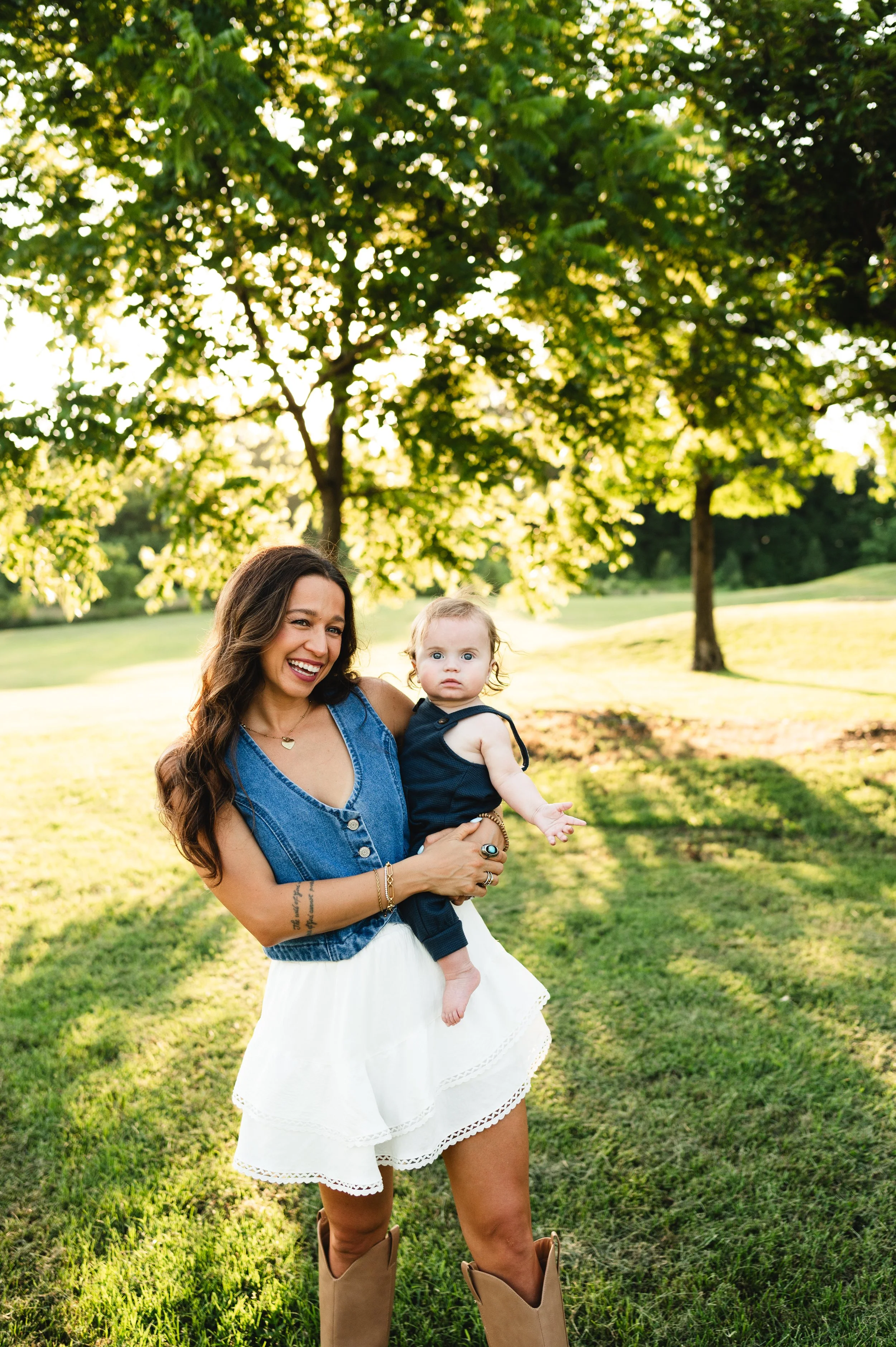 mother and child at sunset, clarksville tennessee, affordable, photographer, nashville