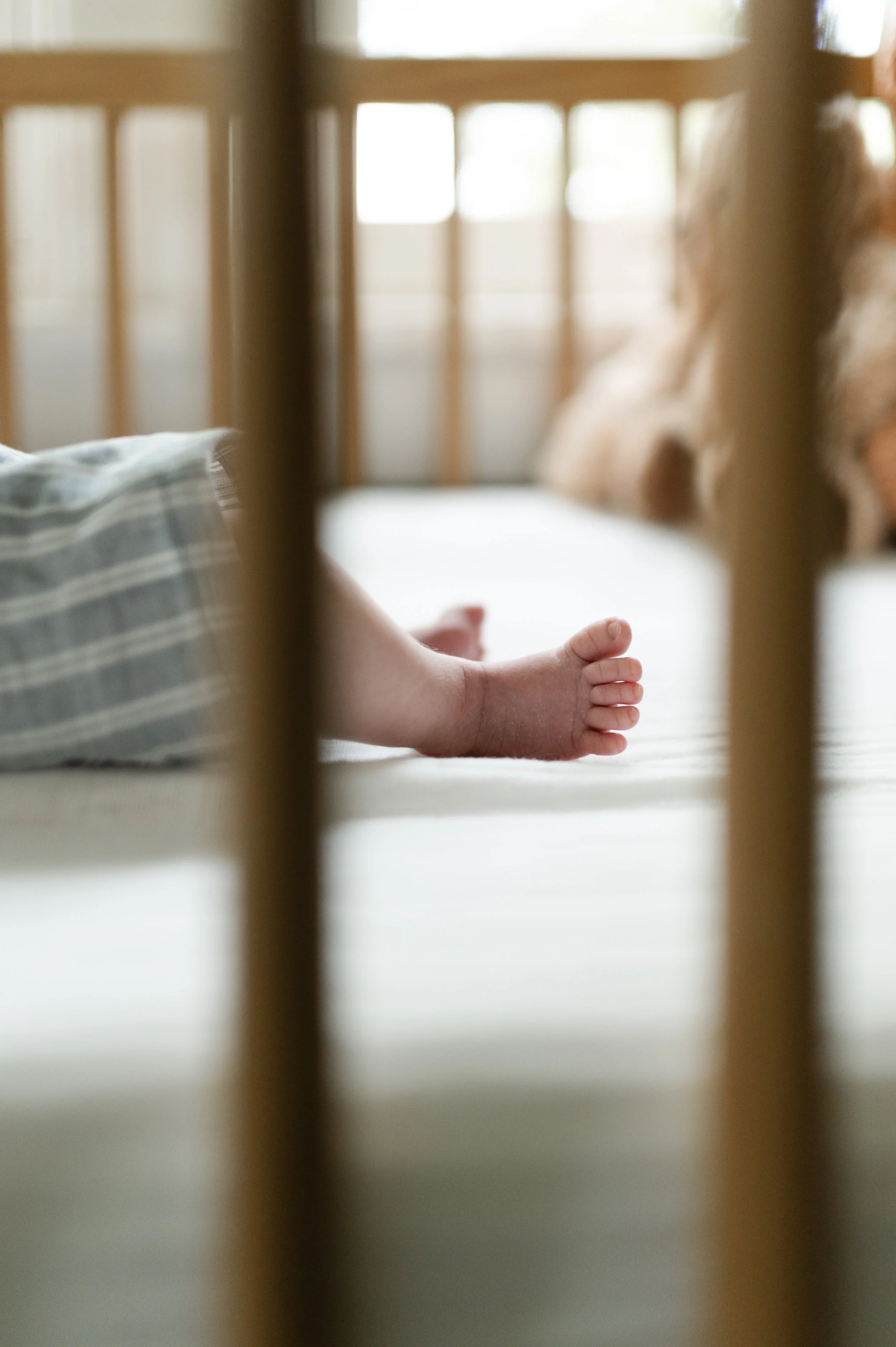 newborn baby feet, nursery, affordable, newborn photographer, nashville tn, clarksville tn