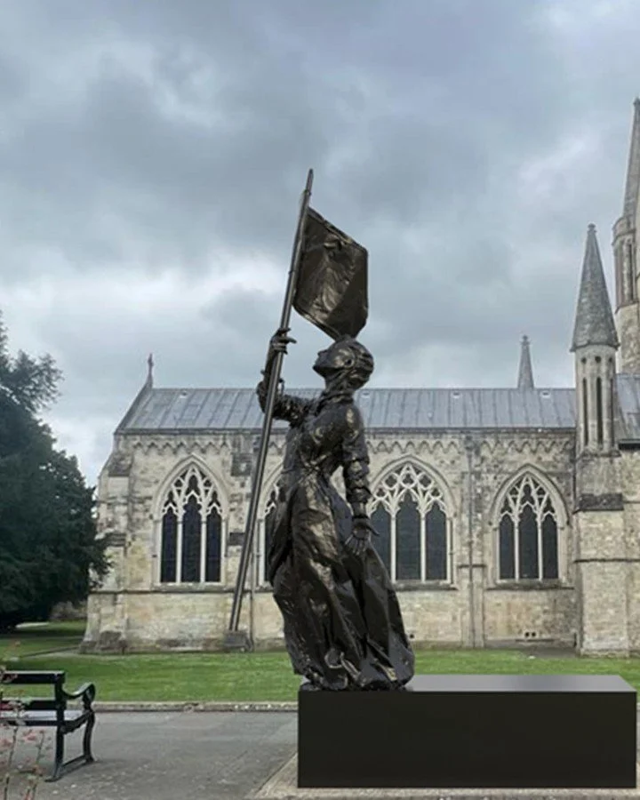 Who is Madge Turner?

Suffragist and campaigner for the rights of women and children, Ethel Margaret &ldquo;Madge&rdquo; Turner was born in Chichester on 24 July 1884. Daughter of local grocers, her family ran Turner &amp; Son on South Street.

On he