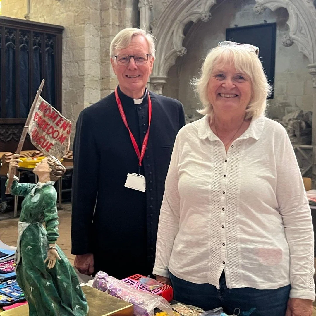 It was wonderful to welcome Suzanne Boulter to one of our workshops at @chicathedral .

Suzanne, a master quilter, is assembling the Madge Turner flag using letters created by women supported by each of these four charities:
 🫂 @mysistershouseuk &nd