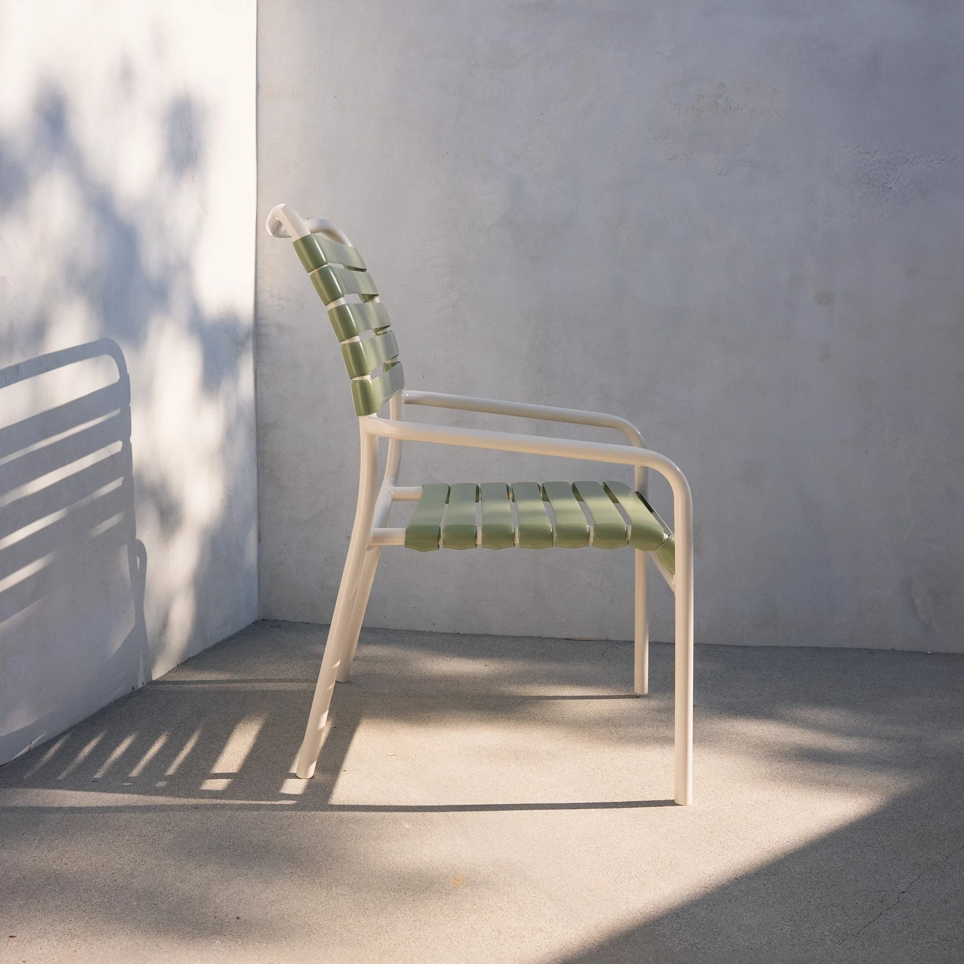 SHOP-CHAIR-GREEN.jpg