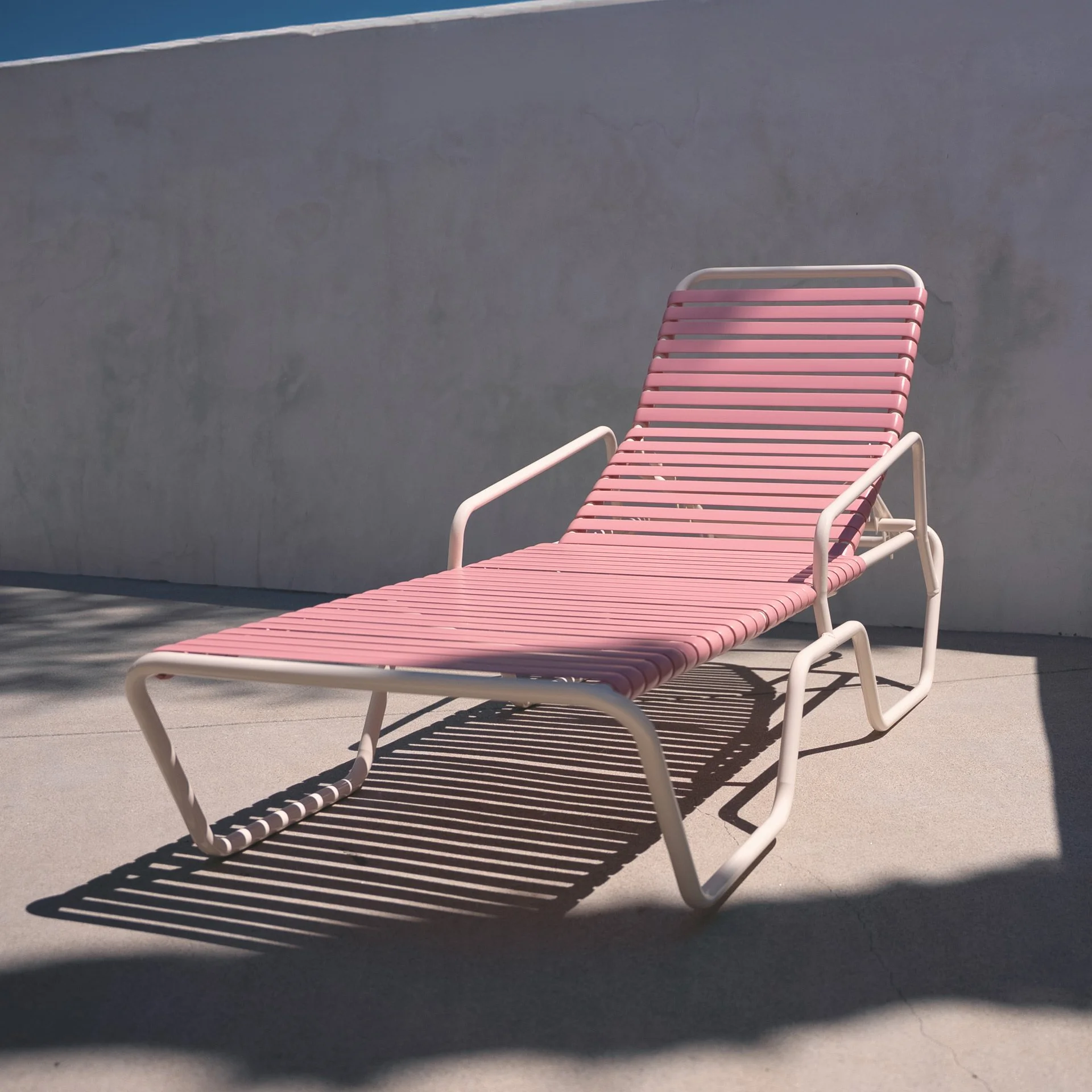 PINK-LOUNGE.jpg