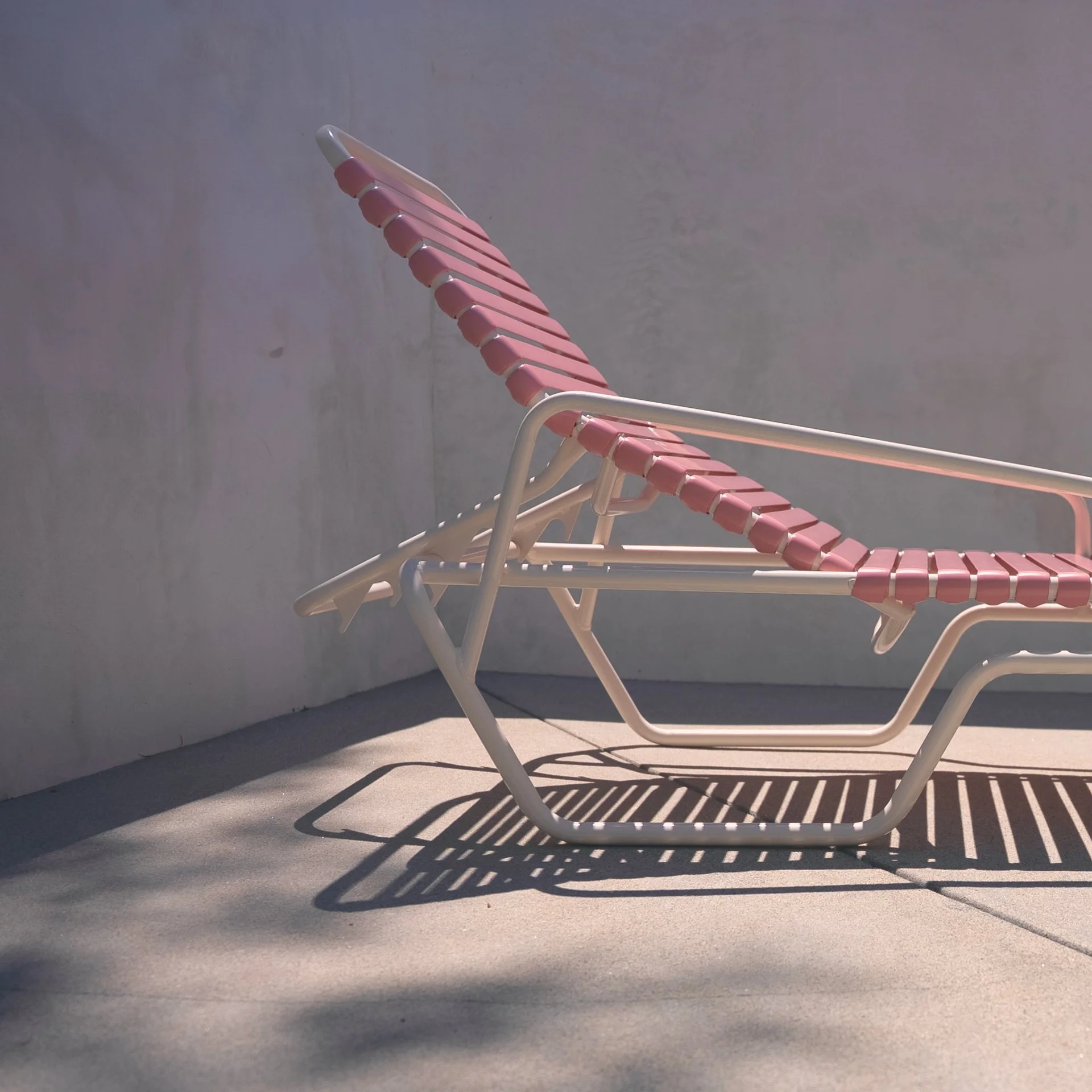 Pink-Lounger-05.jpg