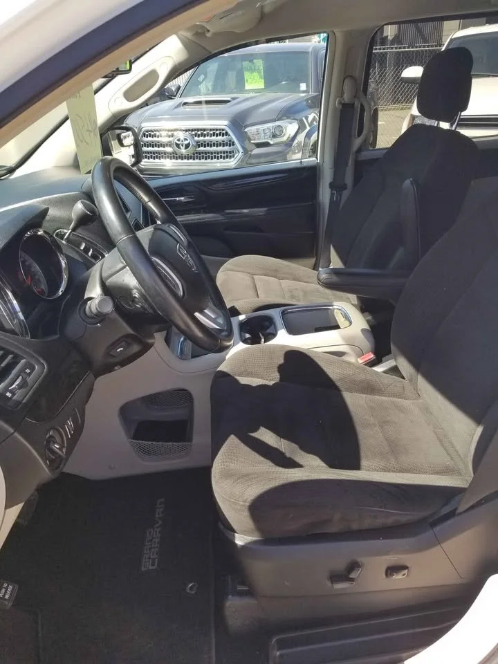 2014 Dodge Grand Caravan #81 5.jpg