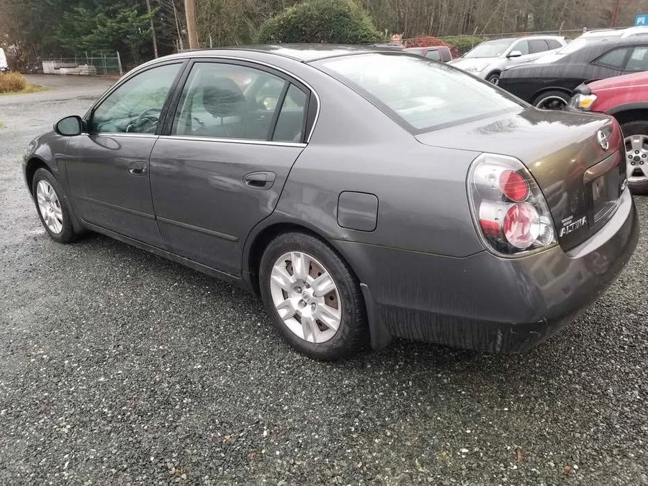 altima4.jpg