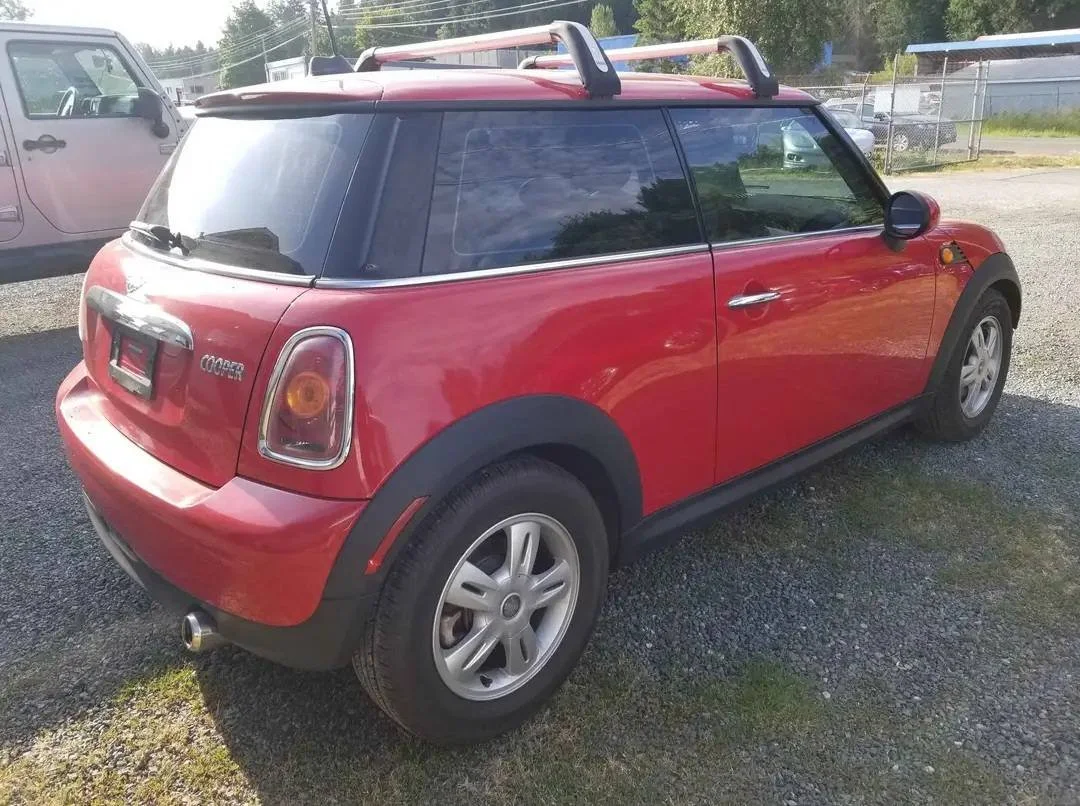 2007 mini red #72 3.jpg