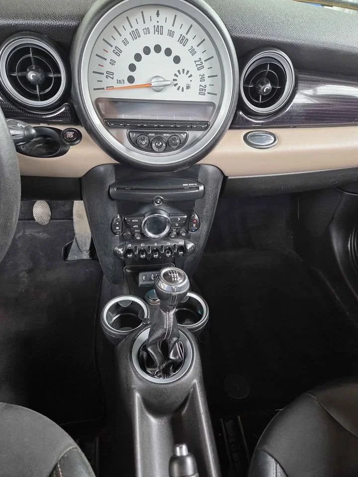 mini6.jpg